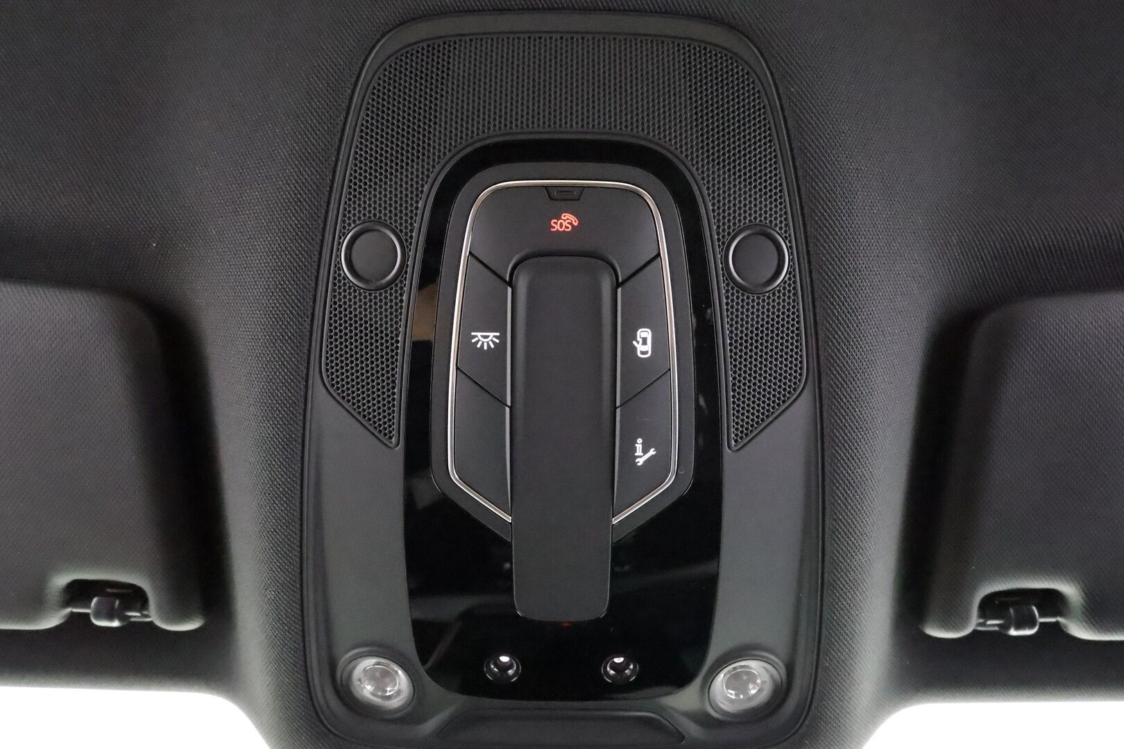 Audi Q5 2022 Advanced 50 TFSI e 220 kW quattro S tronic Electrified Edition * Adapt.Vakkari / Vetokoukku / Ilma-Alusta / LED / Sporttipenkit - Akku kuntotarkastettu / P.Kamera / Suomi-auto / 2x Latauskaapelit / Kahdet renkaat 