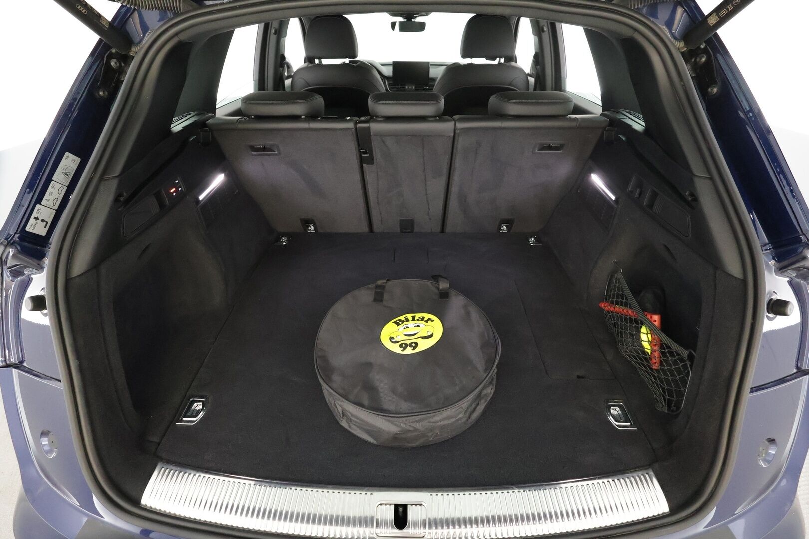 Audi Q5 2022 Advanced 50 TFSI e 220 kW quattro S tronic Electrified Edition * Adapt.Vakkari / Vetokoukku / Ilma-Alusta / LED / Sporttipenkit - Akku kuntotarkastettu / P.Kamera / Suomi-auto / 2x Latauskaapelit / Kahdet renkaat 