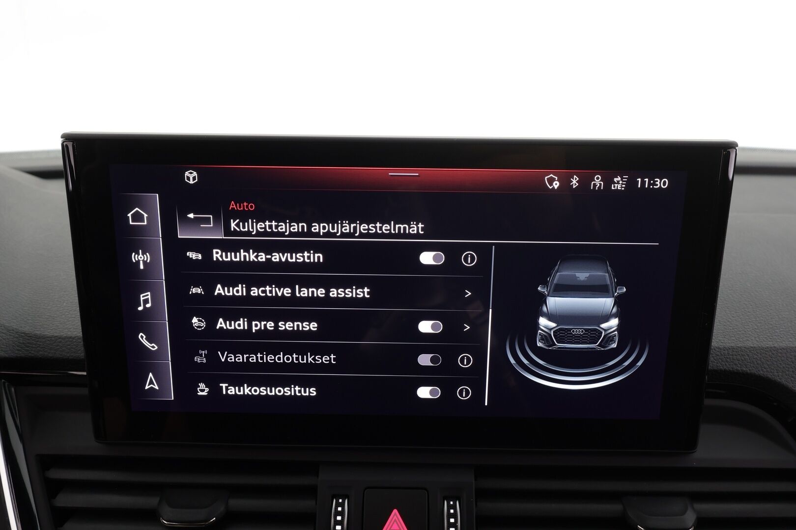 Audi Q5 2022 Advanced 50 TFSI e 220 kW quattro S tronic Electrified Edition * Adapt.Vakkari / Vetokoukku / Ilma-Alusta / LED / Sporttipenkit - Akku kuntotarkastettu / P.Kamera / Suomi-auto / 2x Latauskaapelit / Kahdet renkaat 