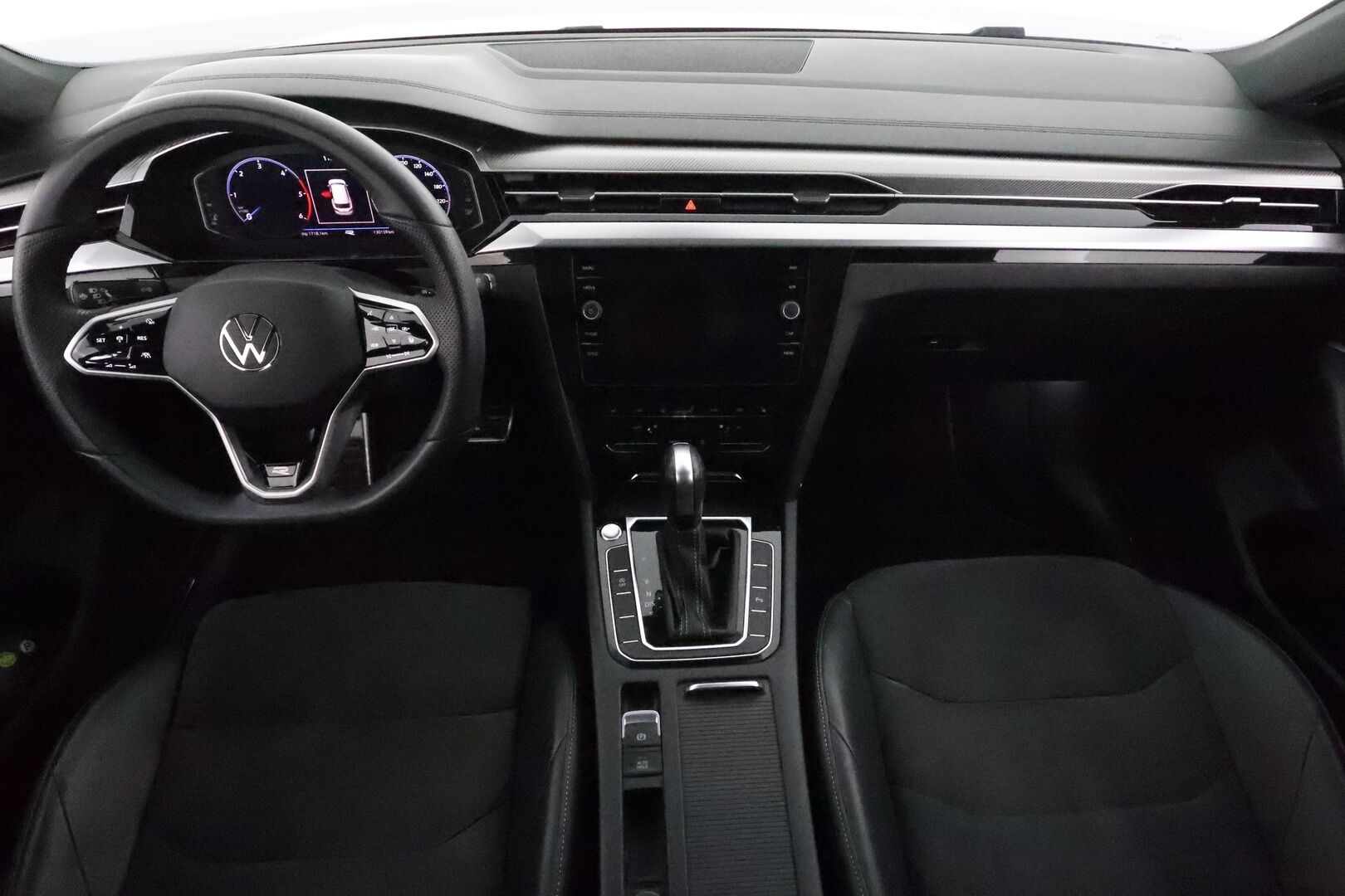 Volkswagen Arteon 2021 Shooting Brake R-Line 2,0 TDI SCR 110 kW *ACC / P.tutkat / Adapt.LED / Panorama / KeylessGo / Webasto* - 1.Om Suomi-auto / Kahdet renkaat aluvanteilla