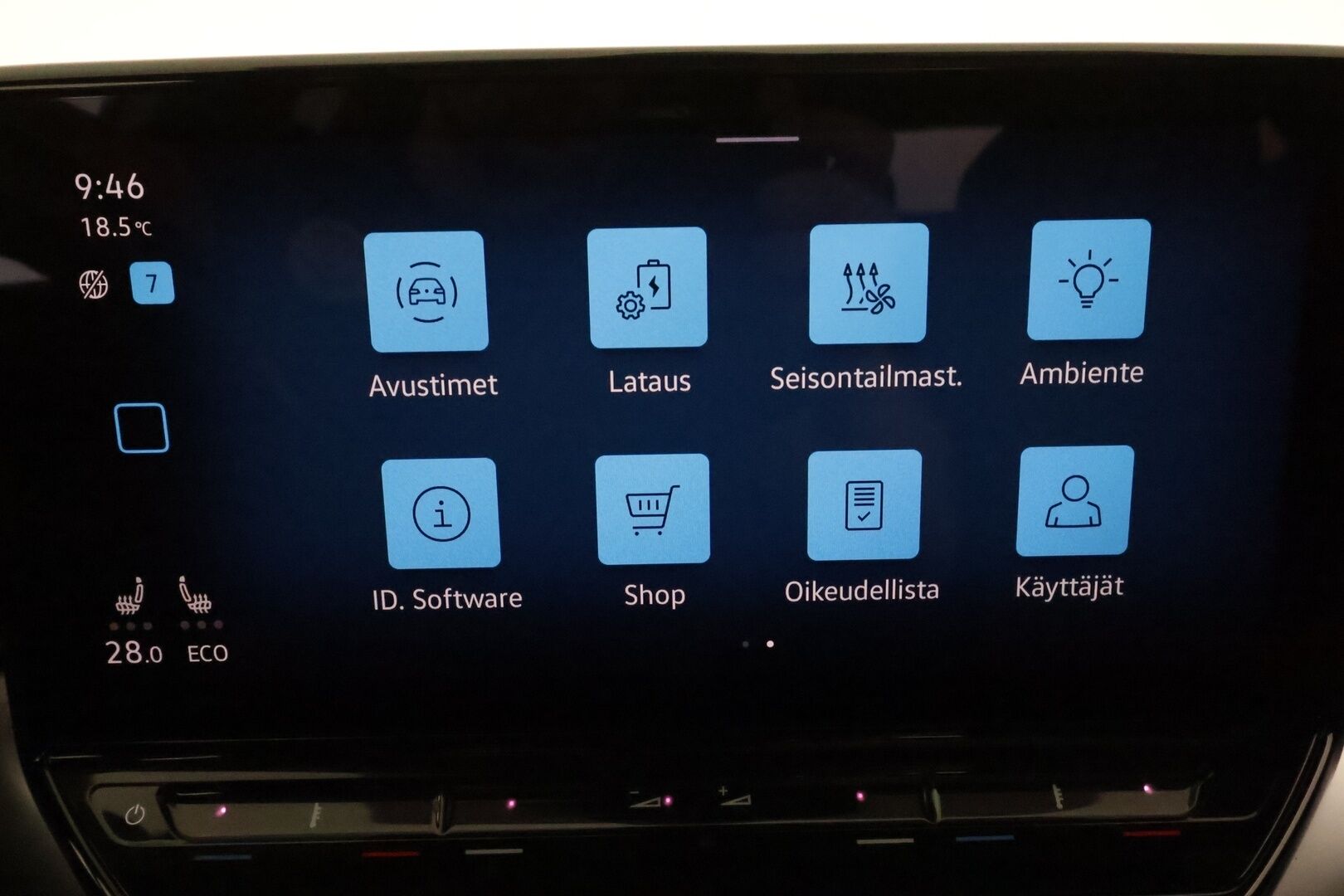 Volkswagen ID.4 2021 Pro Performance Business Max **Lämpöpumppu / Lasikatto / HUD / ACC / 360° / Matrix / Hierovat Sportpenkit Muistilla** - 1-om Suomi-auto / 2x Latauskaapelit / Kahdet Renkaat / Merkkihuollettu! / **HUIPPU KAMOILLA**