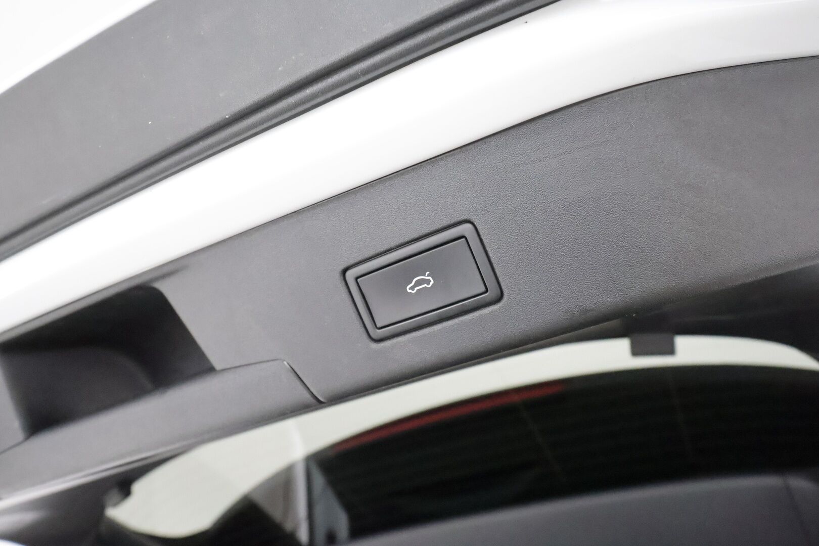 Volkswagen ID.4 2021 Pro Performance Business Max **Lämpöpumppu / Lasikatto / HUD / ACC / 360° / Matrix / Hierovat Sportpenkit Muistilla** - 1-om Suomi-auto / 2x Latauskaapelit / Kahdet Renkaat / Merkkihuollettu! / **HUIPPU KAMOILLA**