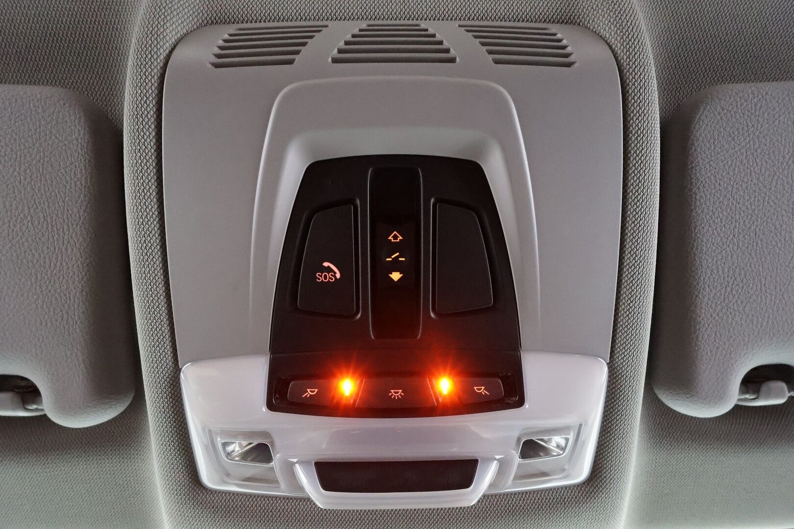 BMW 218 2021 F46 Gran Tourer 218d A xDrive Business Luxury * ACC / P.tutkat / Comfort Access / Panorama / Koukku / LED / Hifi * - Ruskeat nahat / 1.Om Suomi-auto / Kahdet renkaat aluvanteilla / Merkkihuollettu / Huippuvarusteet - HULLUT AVAJAISHULINAT KORKOTARJOUS 3,29 %