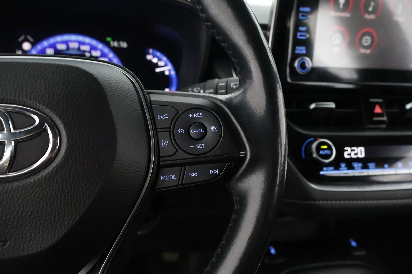 Toyota Corolla 2022 Touring Sports 1,8 Hybrid Active Business *ACC / P.Kamera / Navi / ALV / Lane assist / Led - Alvillinen Corolla Touring hyvällä historialla