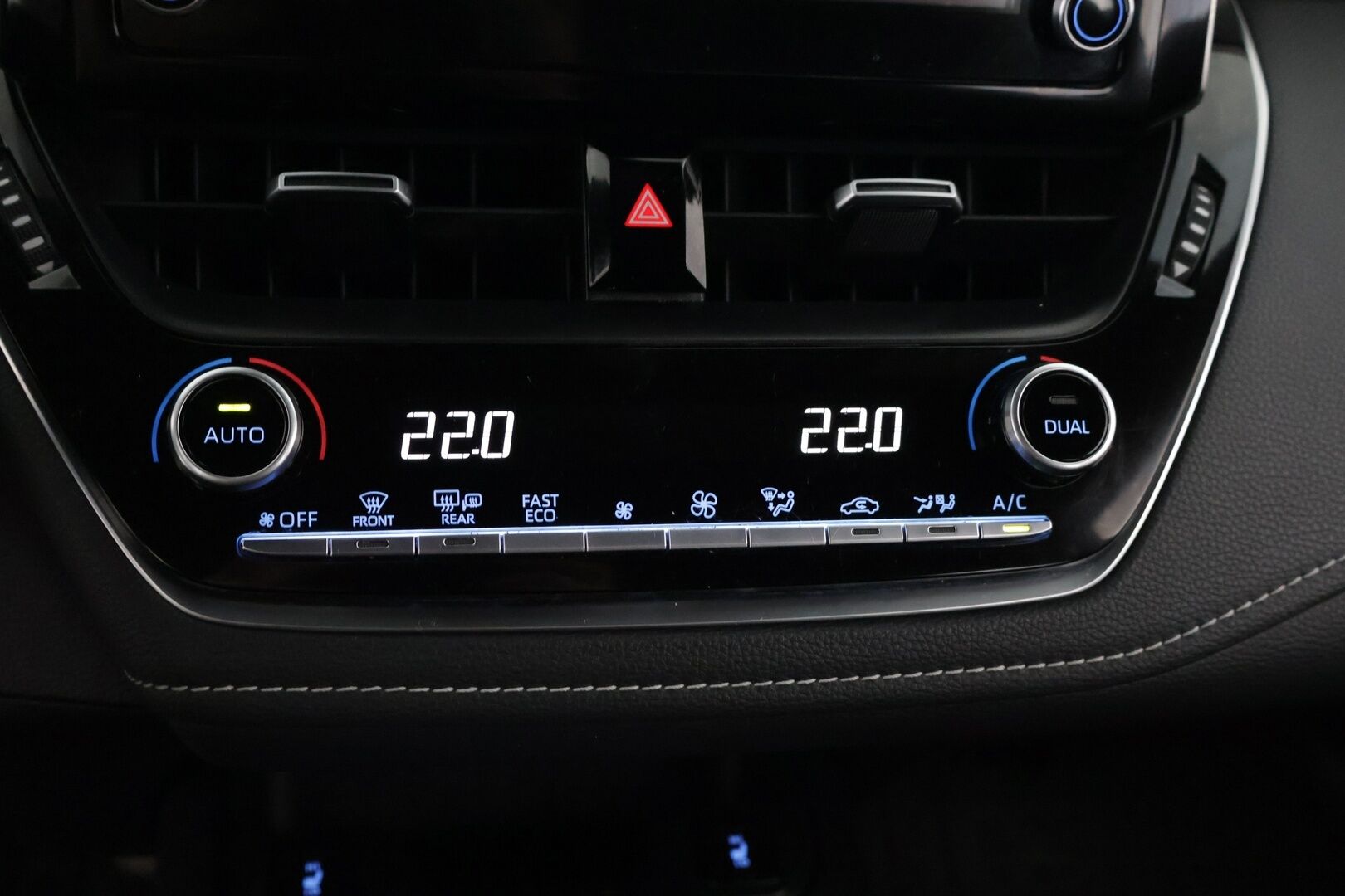 Toyota Corolla 2022 Touring Sports 1,8 Hybrid Active Business *ACC / P.Kamera / Navi / ALV / Lane assist / Led - Alvillinen Corolla Touring hyvällä historialla