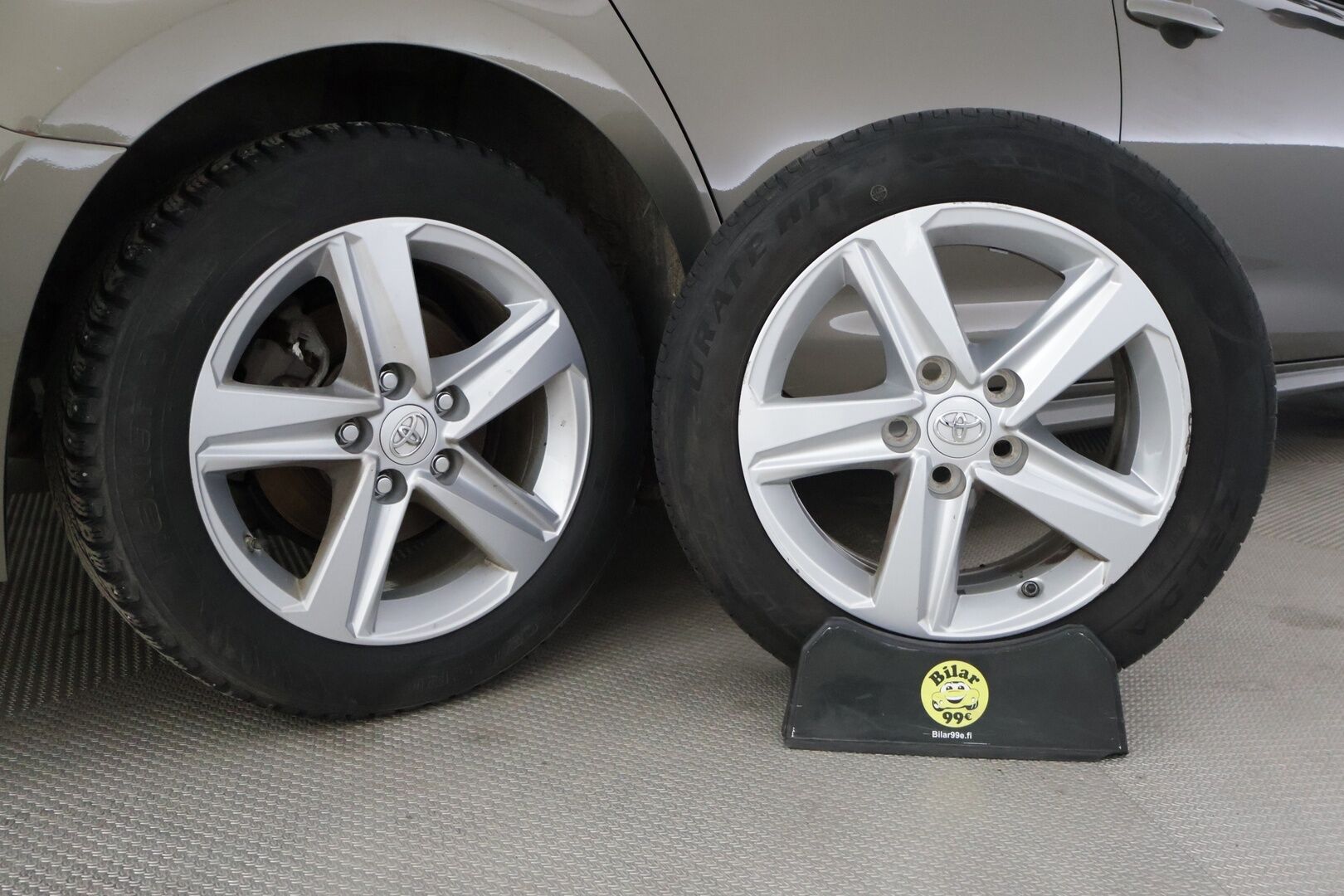 Toyota Corolla 2022 Touring Sports 1,8 Hybrid Active Business *ACC / P.Kamera / Navi / ALV / Lane assist / Led - Alvillinen Corolla Touring hyvällä historialla