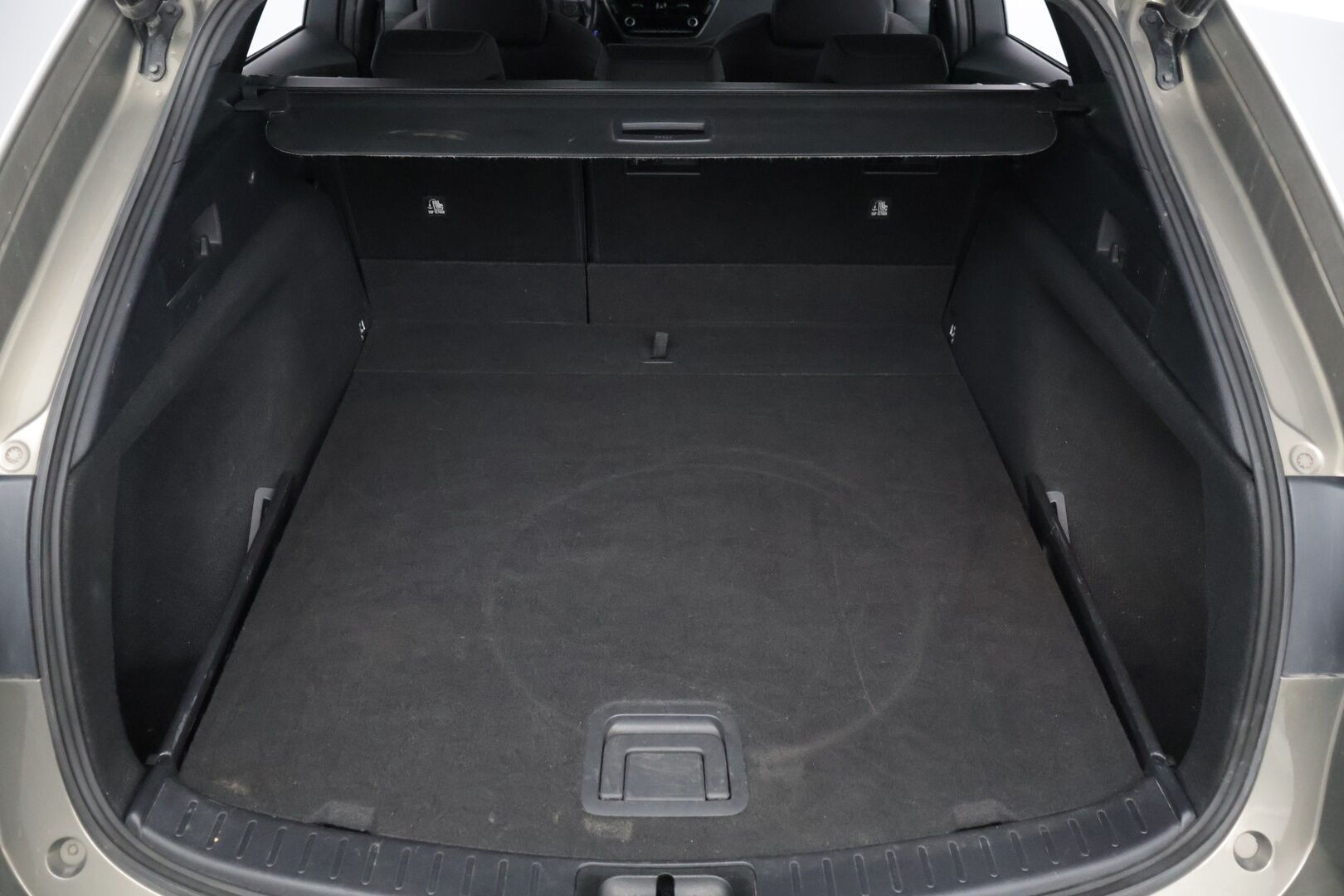 Toyota Corolla 2022 Touring Sports 1,8 Hybrid Active Business *ACC / P.Kamera / Navi / ALV / Lane assist / Led - Alvillinen Corolla Touring hyvällä historialla