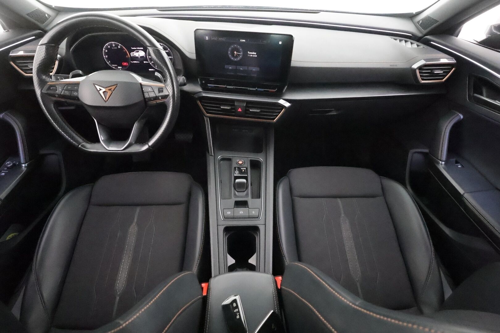 Cupra Formentor 2022 2,0 TSI 140 kW 4Drive DSG - | ACC | Webasto | Koukku | Beats | Ambient light | P.kamera | Puolinahat | Keyless | Lane Assist | Lämm. ratti | Digimittaristo | 2x renkaat aluin | 