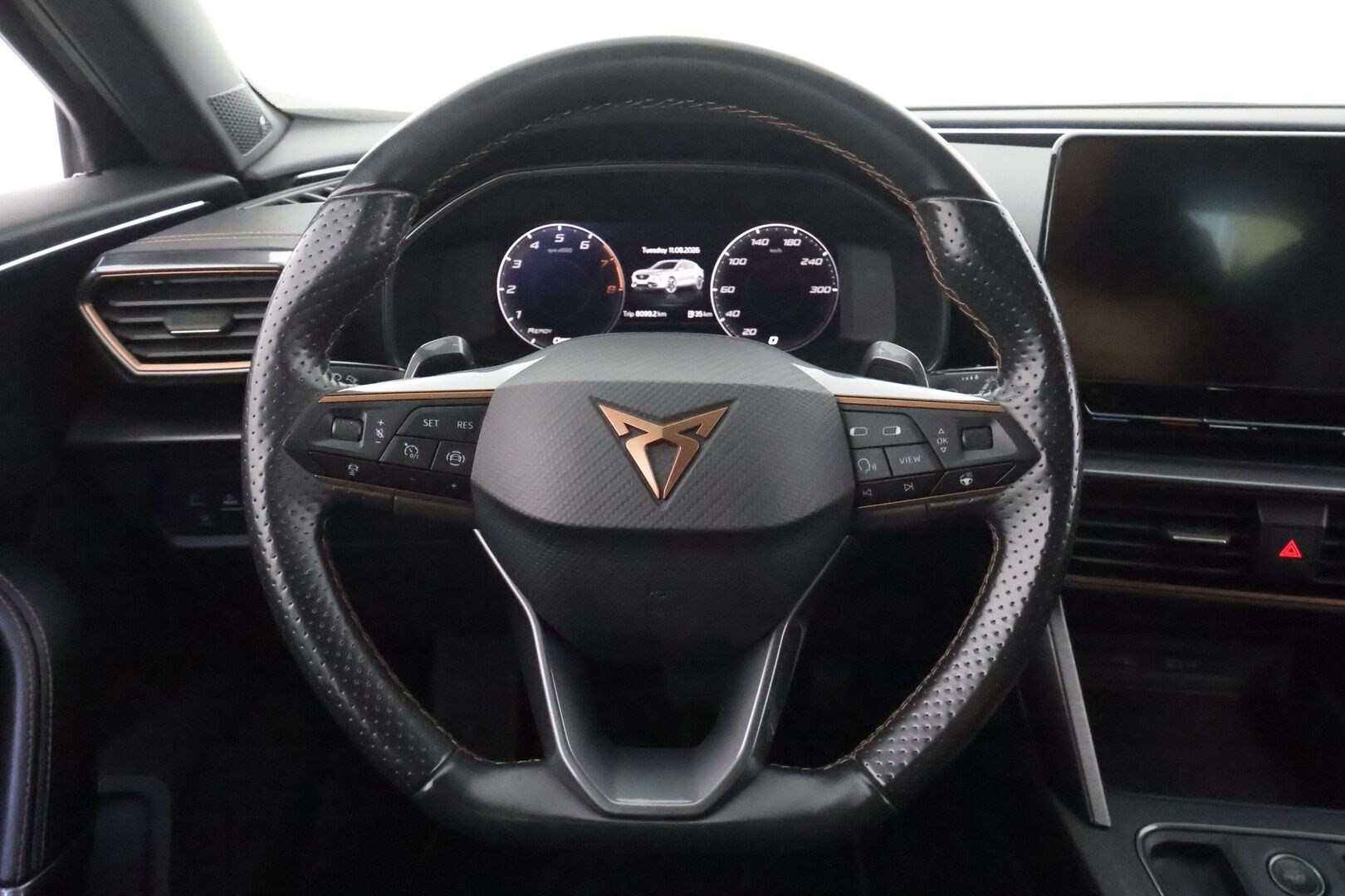 Cupra Formentor 2022 2,0 TSI 140 kW 4Drive DSG - | ACC | Webasto | Koukku | Beats | Ambient light | P.kamera | Puolinahat | Keyless | Lane Assist | Lämm. ratti | Digimittaristo | 2x renkaat aluin | 