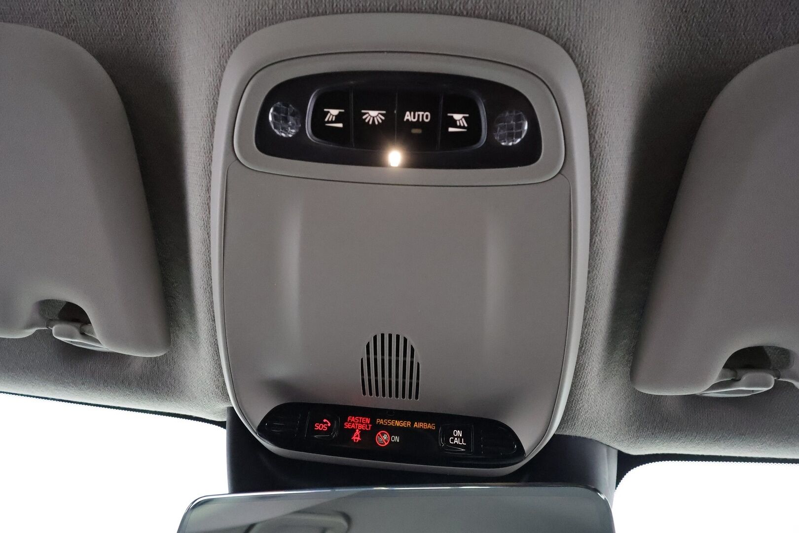 Volvo XC40 2022 T4 TwE Business Inscription Expression Edition **1.om Suomi-auto / koukku / P. Kamera / LED-valot / Kaistavahti** - 3,99 % KORKOTARJOUS TÄHÄN AUTOON - Digimittaristo / Apple&Android / KeylessGO / 2x Renkaat