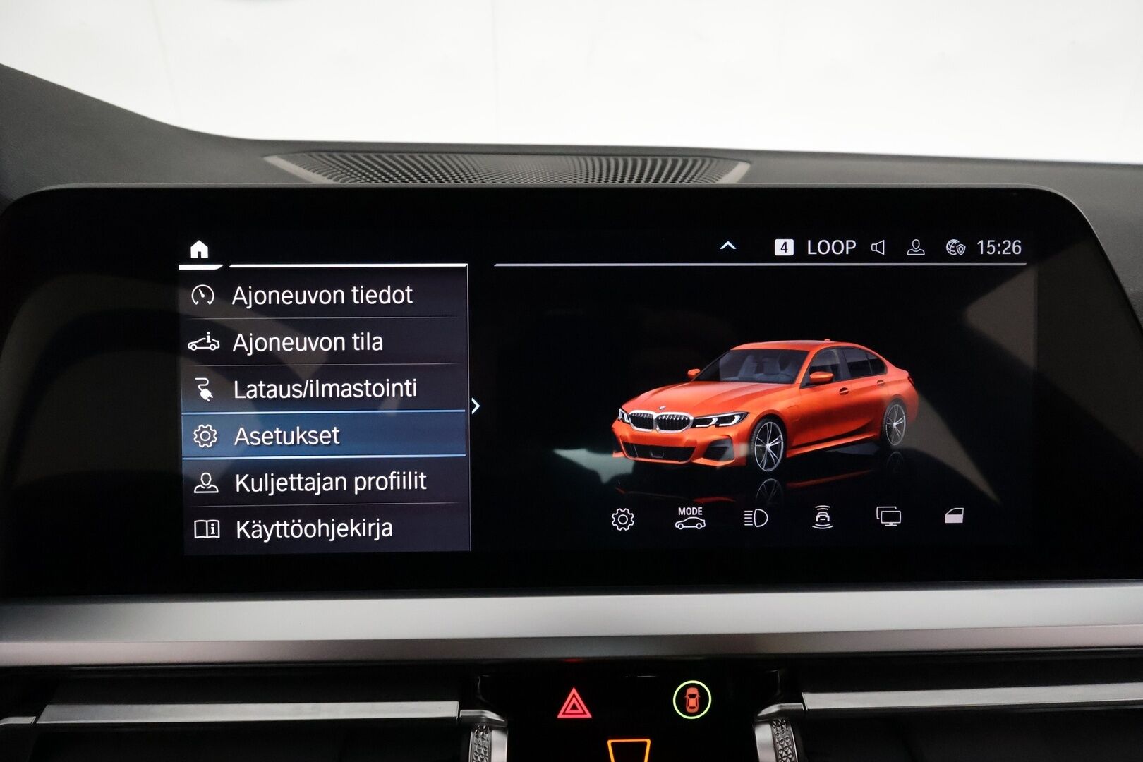 BMW 320 2022 G20 A Charged Edition M Sport **Vakkari / Hifi / P.tutkat / Nahka-Alcantara / Navi / LED** - 1.Om Suomi-auto / Kahdet renkaat aluvanteilla / Akku kuntotarkastettu SOH 92,1% / Juuri huollettu!