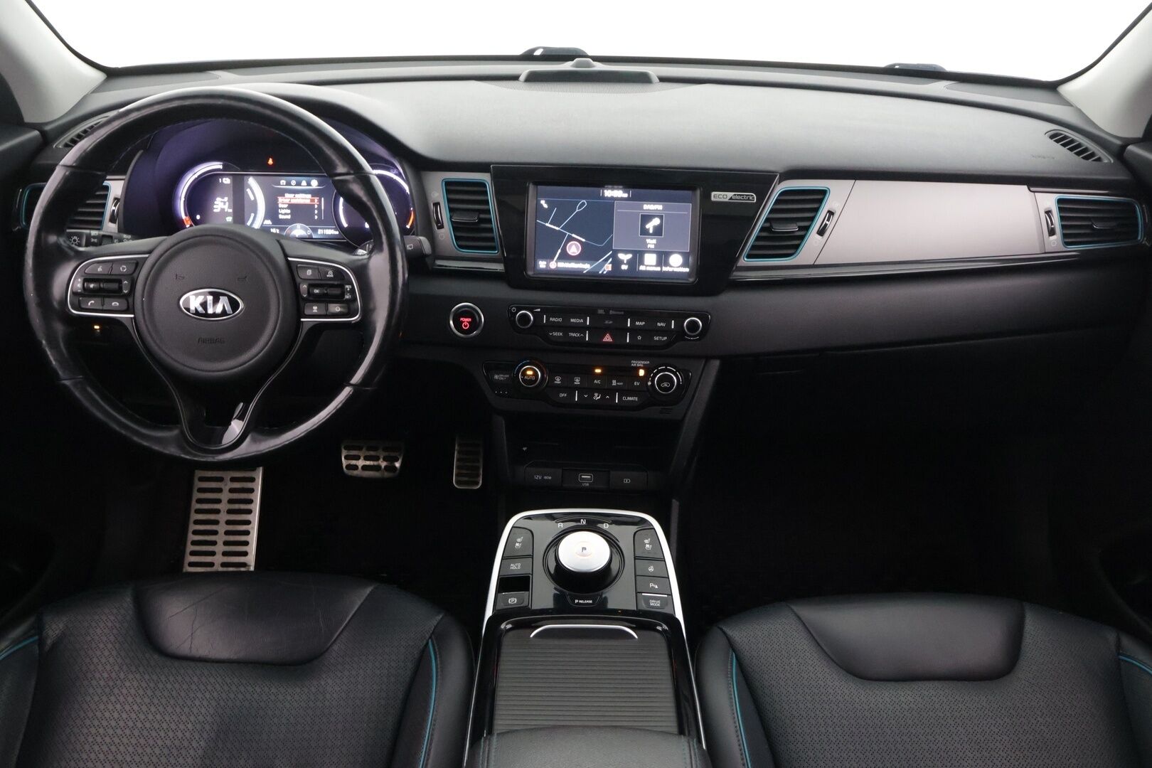 Kia Niro 2019 Business Premium 64 kWh 204 hv - *ACC / Kattoluukku / JBL / P.Kamera / Nahkasisusta / Ilmastoidut penkit / Keyless / Navi*