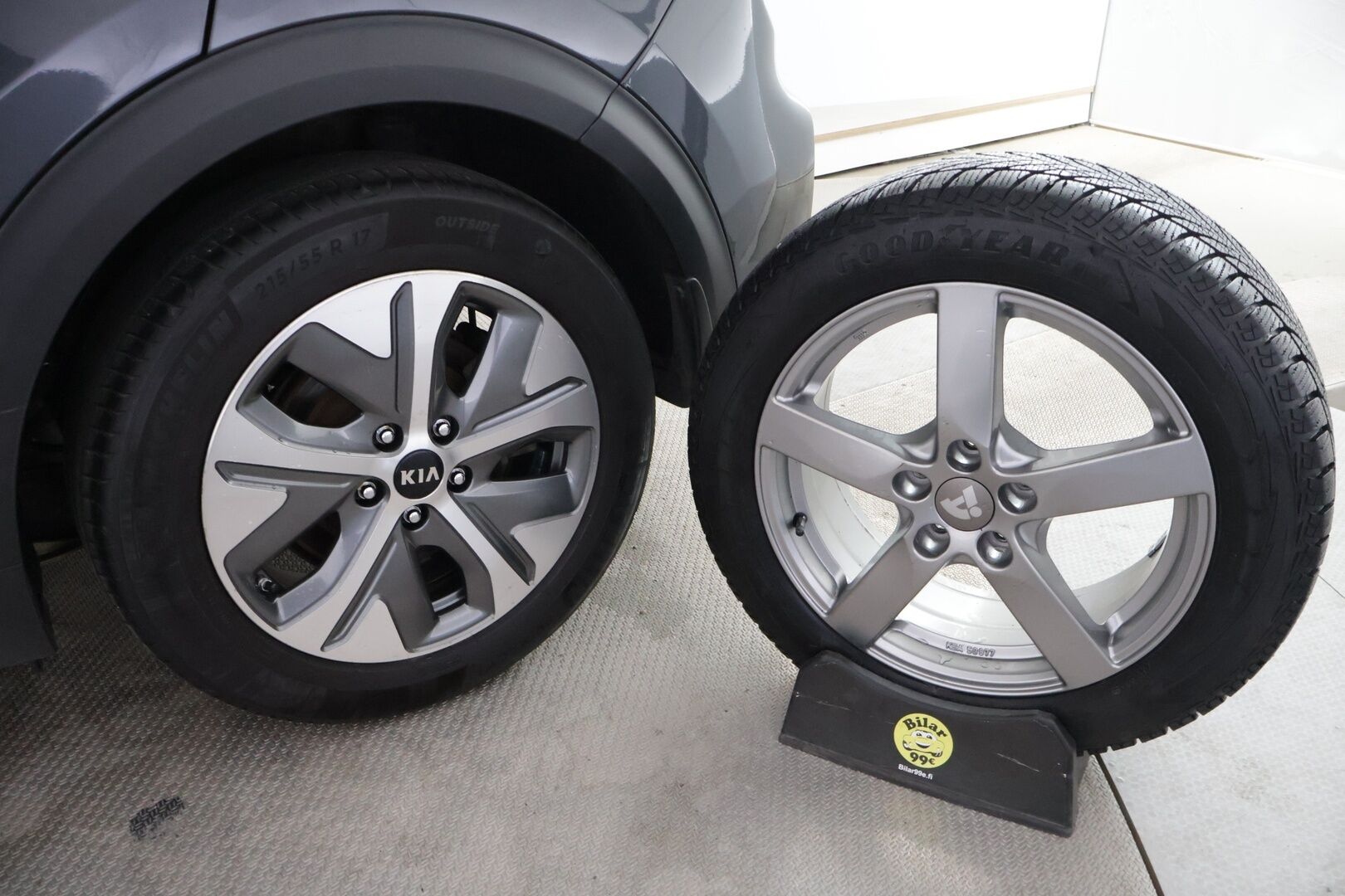 Kia Niro 2019 Business Premium 64 kWh 204 hv - *ACC / Kattoluukku / JBL / P.Kamera / Nahkasisusta / Ilmastoidut penkit / Keyless / Navi*