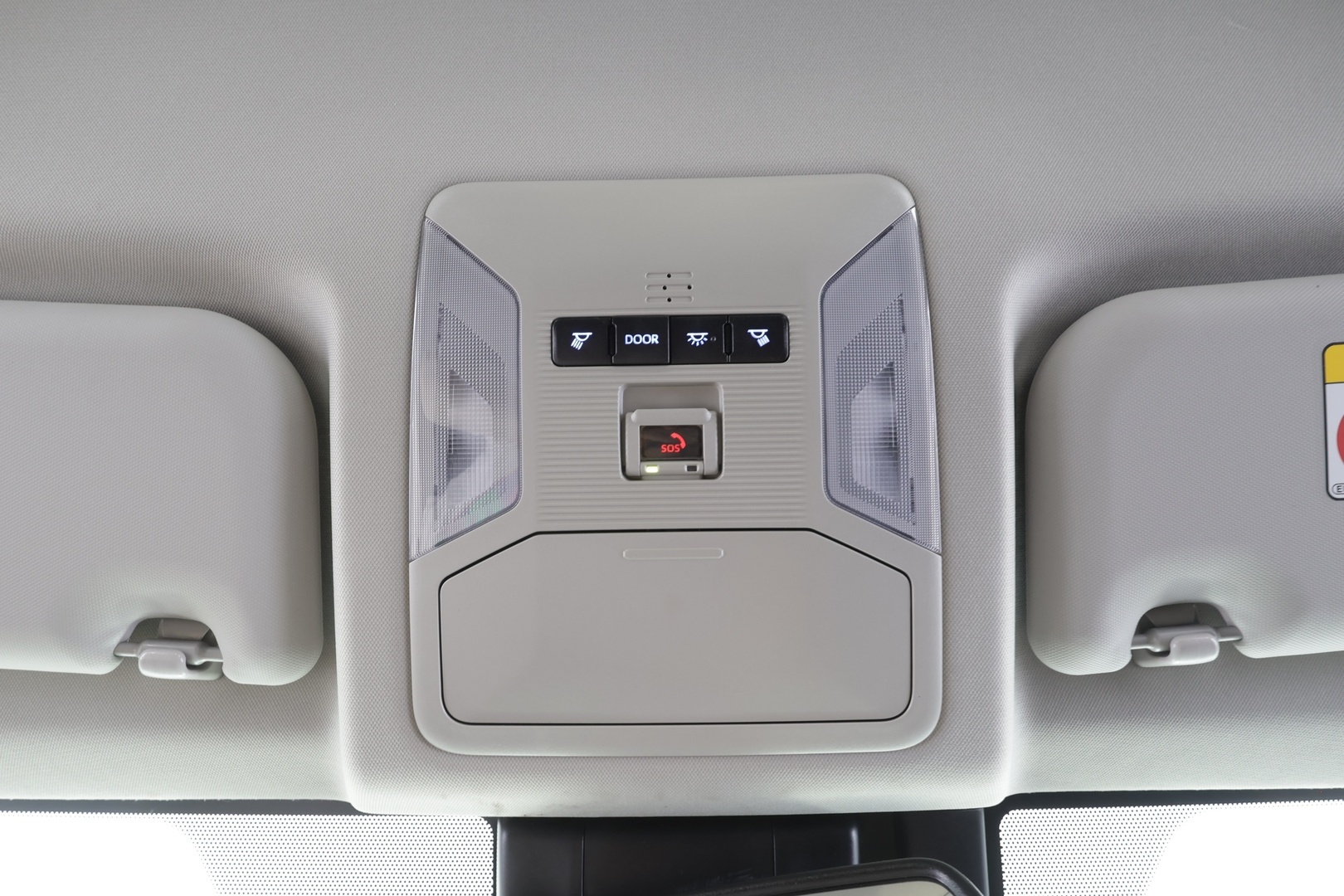 Toyota RAV4 2022 2,5 Hybrid Plus Edition - | ACC | LED | Ratinlämmitys | P.Kamera | Apple&Android | 1.Om Suomi-auto | Kahdet Renkaat |