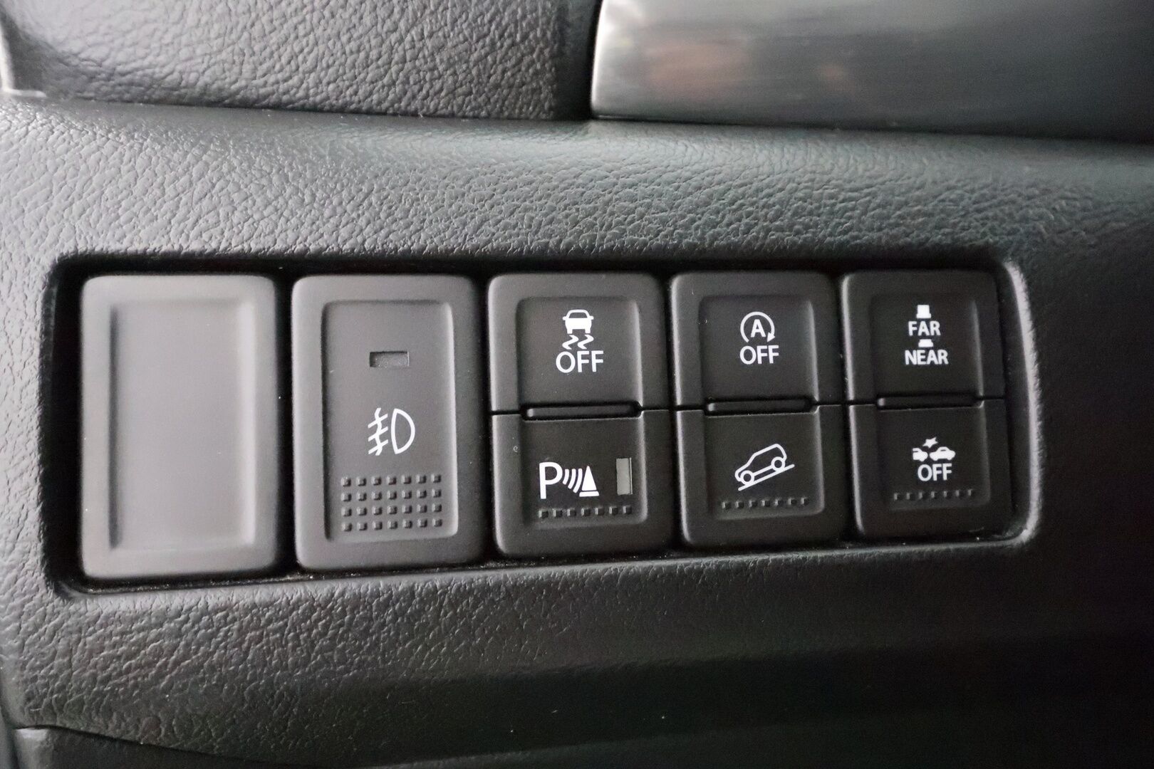 Suzuki Vitara 2017 1,4 BOOSTERJET 4WD S 6AT - | ACC | Koukku | Nahka-alcantara | P.kamera ja tutkat | Navi | Keyless | LED | Hätäjarrutusavustin | Lohko+sisähaara | 2x renkaat aluin | 