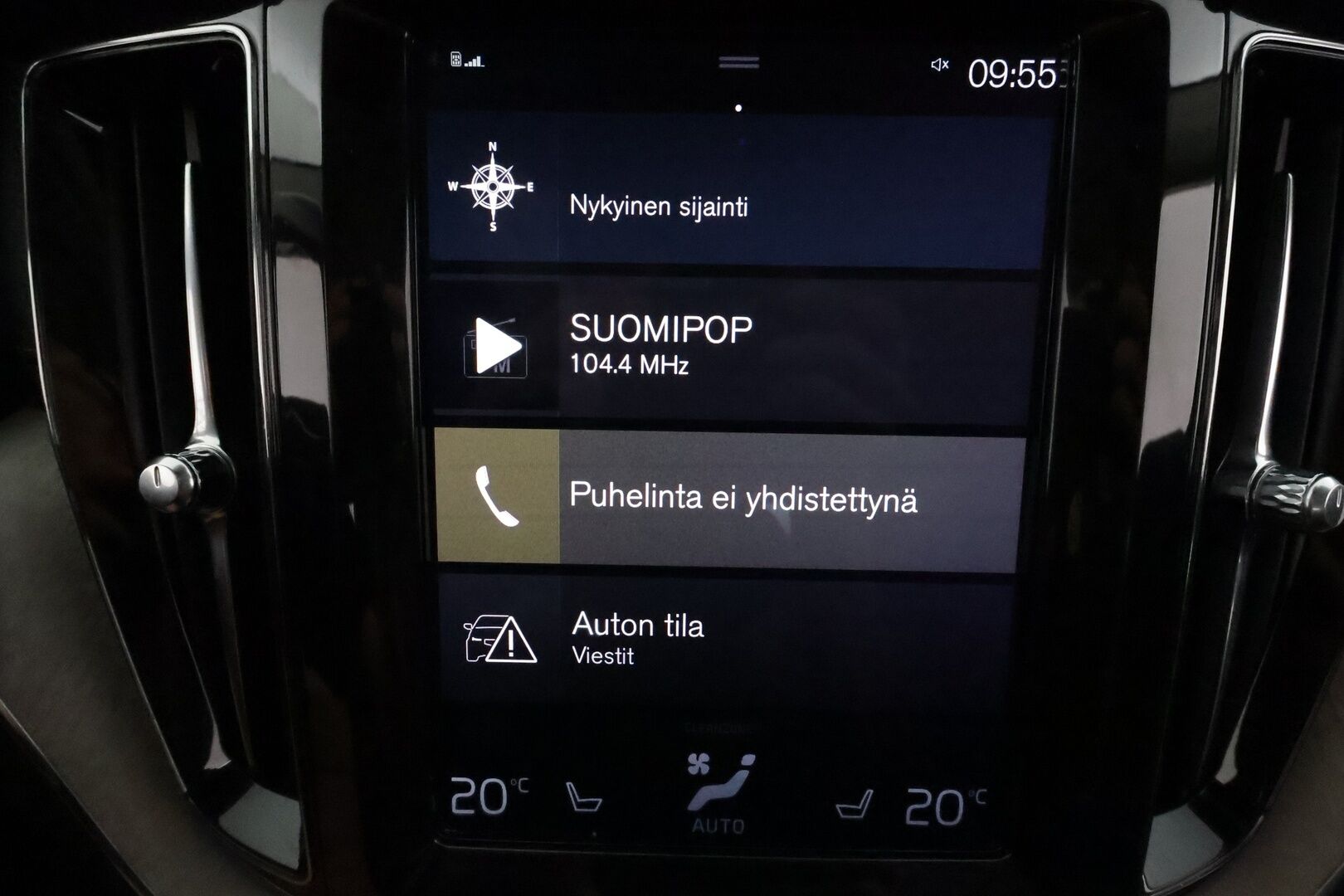 Volvo XC60 2019 T8 AWD Inscription aut **Panorama / Adapt.Vakkari / Full-LED / P.kamera / Sporttinahat Muistilla / Navi / Keyless** - 3,99 % KORKOTARJOUS TÄHÄN AUTOON - 2x Latauskaapelit / Kahdet Renkaat
