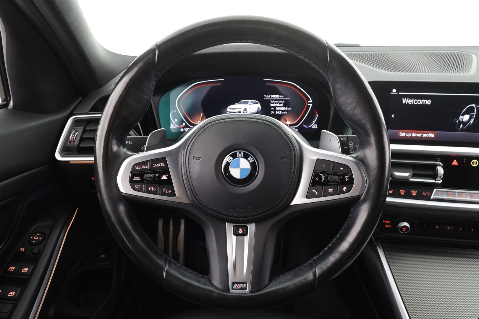 BMW 320 2022 G21 Touring 320d A xDrive Business M Sport MHEV * Webasto / Koukku / ACC / LED / Sportpenkit / P.kamera / Navi * - 1-om Suomi-auto / Kahdet renkaat / Merkkihuollettu! - Osta nyt, maksa vasta ensi vuonna