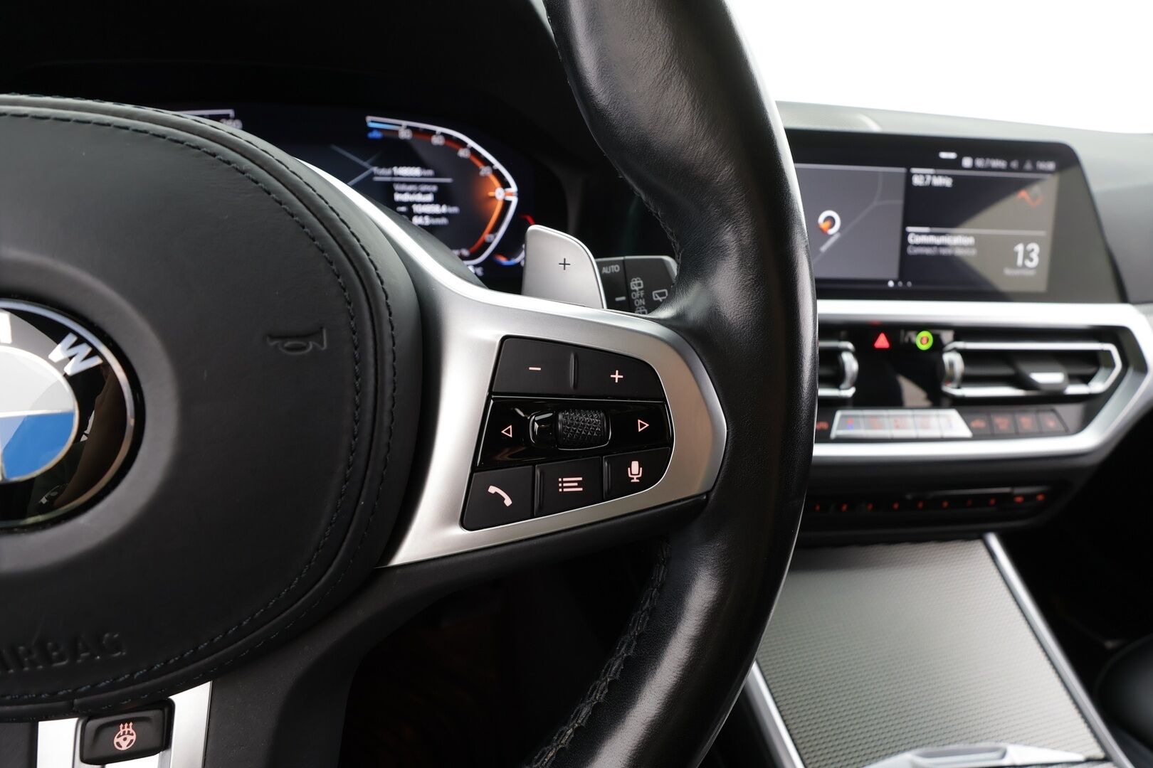 BMW 320 2022 G21 Touring 320d A xDrive Business M Sport MHEV * Webasto / Koukku / ACC / LED / Sportpenkit / P.kamera / Navi * - 1-om Suomi-auto / Kahdet renkaat / Merkkihuollettu! - Osta nyt, maksa vasta ensi vuonna