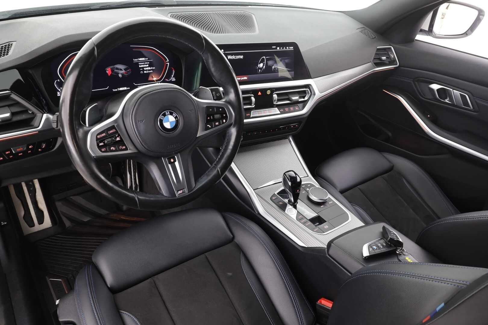 BMW 320 2022 G21 Touring 320d A xDrive Business M Sport MHEV * Webasto / Koukku / ACC / LED / Sportpenkit / P.kamera / Navi * - 1-om Suomi-auto / Kahdet renkaat / Merkkihuollettu! - Osta nyt, maksa vasta ensi vuonna