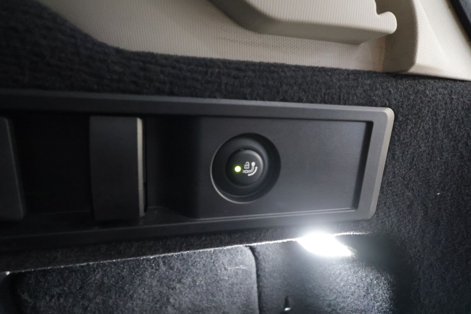 BMW 320 2022 G21 Touring 320d A xDrive Business Luxury MHEV * ACC / Webasto / Panorama / koukku / Hifi / Comfort Access * - 1.Om Suomi-auto /Merkkihuollettu / Kahdet renkaat - HULLUT JOULUT KORKOTARJOUS 2,49% 