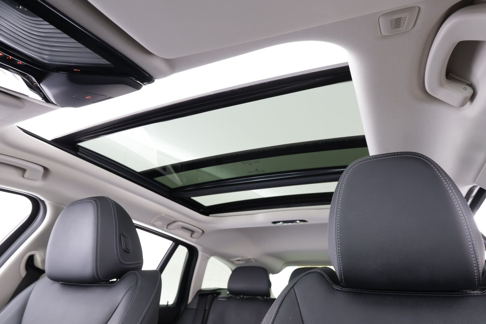 BMW 320 2022 G21 Touring 320d A xDrive Business Luxury MHEV * ACC / Webasto / Panorama / koukku / Hifi / Comfort Access * - 1.Om Suomi-auto /Merkkihuollettu / Kahdet renkaat - HULLUT JOULUT KORKOTARJOUS 2,49% 