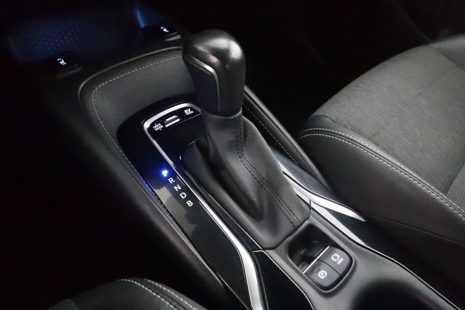 Toyota Corolla 2022 1.8 Hybrid Active Hatchback - ACC | Navi | P.kamera | Keyless | LED | LTA | PCS | RSA | Lämm. ratti | Apple & Android | Aut. pitkät | Merkkihuollettu | 2x renkaat aluin | - KORKO VAIN 3,99 %