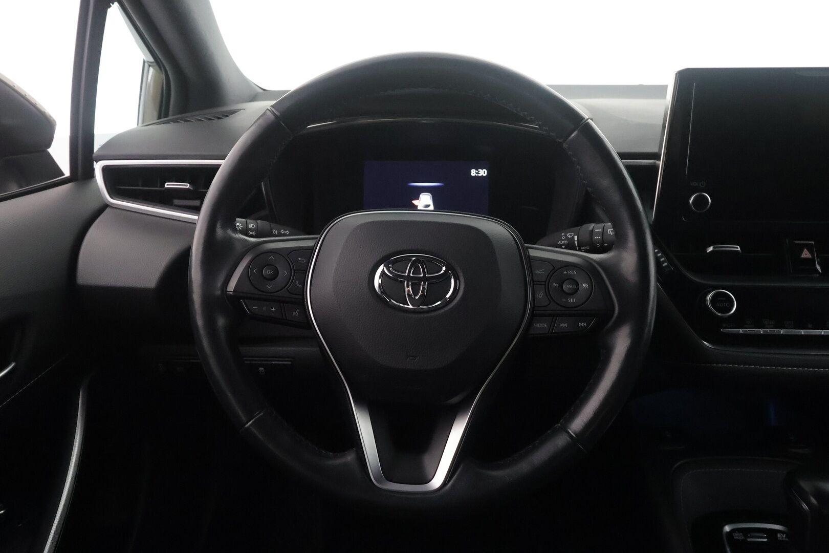 Toyota Corolla 2022 1.8 Hybrid Active Hatchback - ACC | Navi | P.kamera | Keyless | LED | LTA | PCS | RSA | Lämm. ratti | Apple & Android | Aut. pitkät | Merkkihuollettu | 2x renkaat aluin | - KORKO VAIN 3,99 %