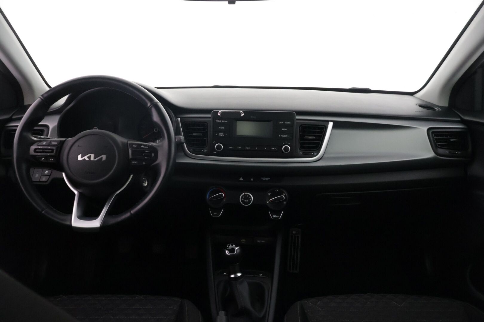 Kia Rio 2022 1,2 LX - Suomi-auto | Lohko+sisäpistoke | BT-audio | Vakionopeudensäädin | Musta metalliväri!