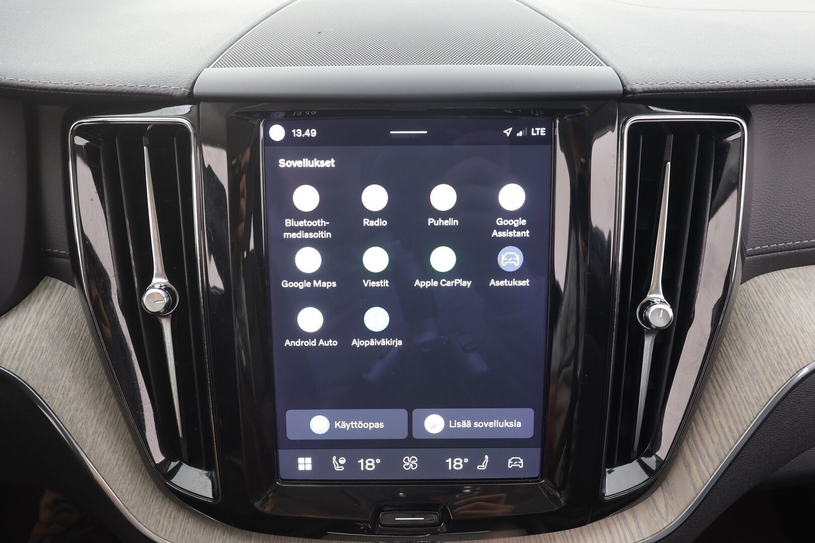 Volvo XC60 2022 T6 AWD Long Range Inscription Edition aut - | Pilot assist | Webasto | Koukku | Full-LED | Muistipenkki | Panorama | Sporttinahat | Keyless | Apple&Android | 1.Om Suomi-auto | Merkkihuollettu | Kahdet Renkaat |