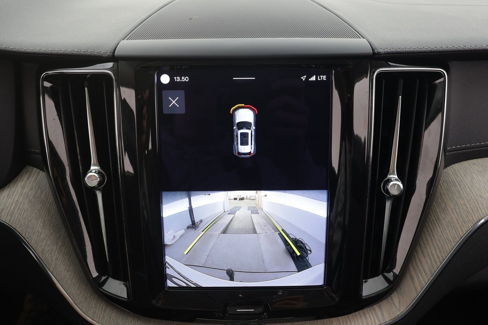 Volvo XC60 2022 T6 AWD Long Range Inscription Edition aut - | Pilot assist | Webasto | Koukku | Full-LED | Muistipenkki | Panorama | Sporttinahat | Keyless | Apple&Android | 1.Om Suomi-auto | Merkkihuollettu | Kahdet Renkaat |