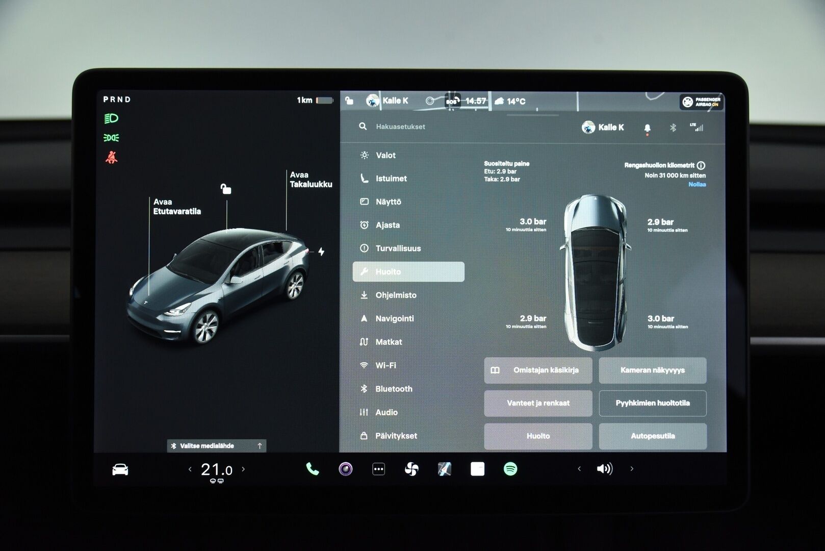 Tesla Model Y 2021 Long Range / EAP / Premium Audio / Adapt. vak / Matrix-LED / Lasikatto / Nahkasisuta - Lämpöpumppu vaihdettu! / P-Kamera / Parannettu Autopilootti