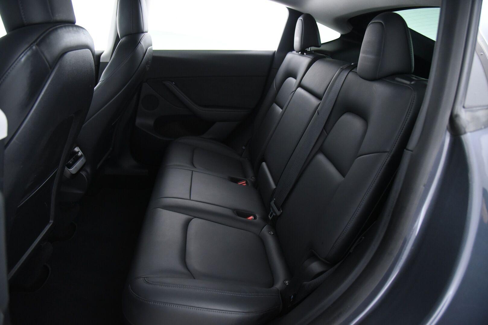 Tesla Model Y 2021 Long Range * EAP / Premium Audio / Adapt. vak / Matrix-LED / Lasikatto / Nahkasisusta * - Lämpöpumppu vaihdettu! / P-Kamera / Parannettu Autopilootti - HULLUT AVAJAISHULINAT KORKOTARJOUS 3,29 %