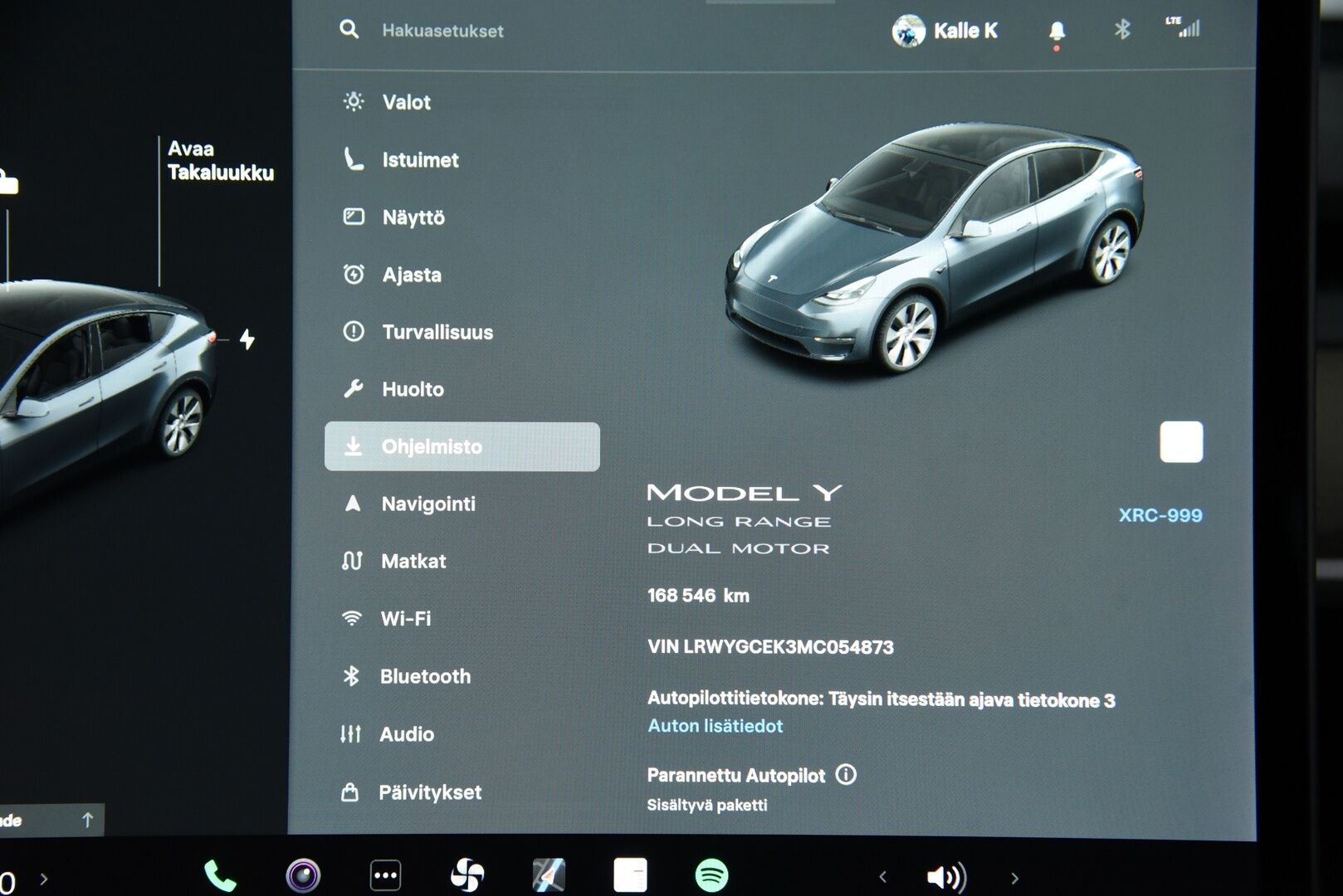Tesla Model Y 2021 Long Range / EAP / Premium Audio / Adapt. vak / Matrix-LED / Lasikatto / Nahkasisuta - Lämpöpumppu vaihdettu! / P-Kamera / Parannettu Autopilootti
