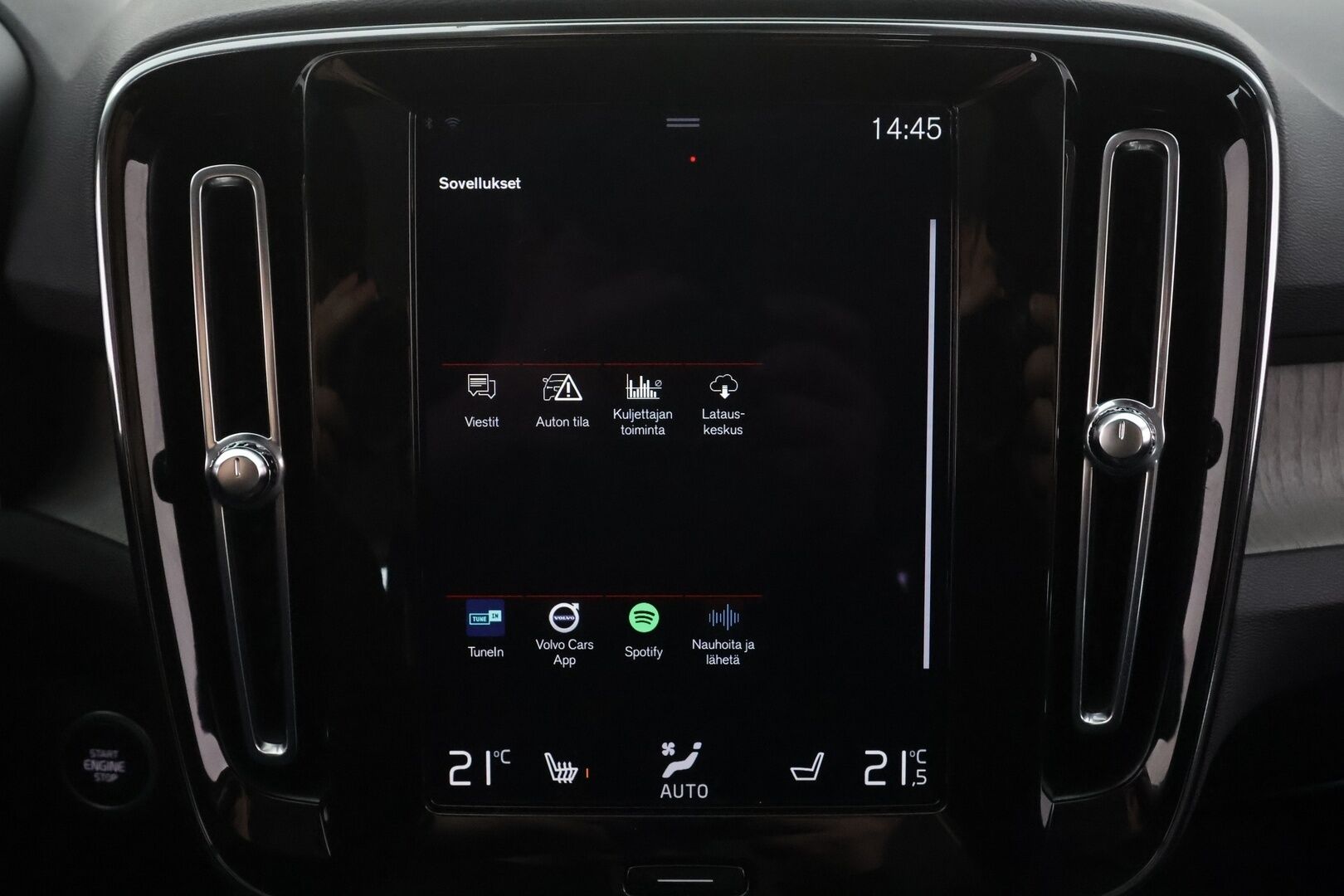 Volvo XC40 2022 T4 TwE Business Inscription Edition aut - | Webasto | Koukku | ACC | LED | P.Kamera | Sporttinahat | Kaistavahti | Keyless | Merkkihuollot | Kahdet renkaat | 1-om Suomi-auto | 
