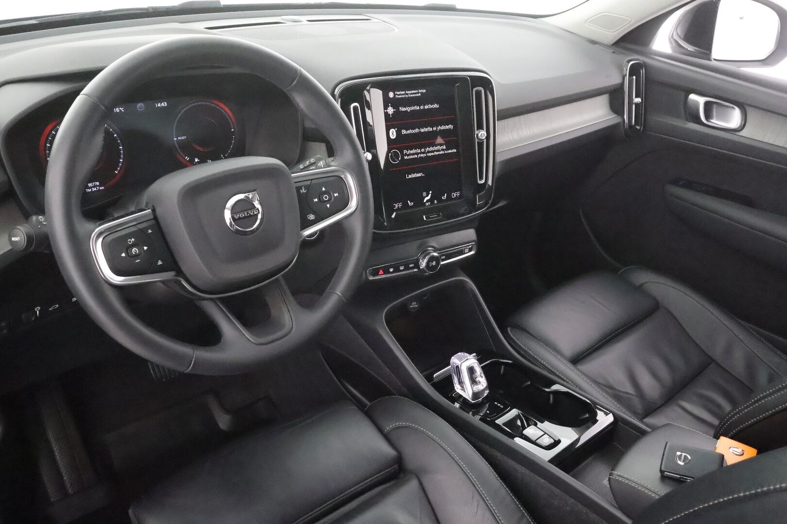 Volvo XC40 2022 T4 TwE Business Inscription Edition aut - | Webasto | Koukku | ACC | LED | P.Kamera | Sporttinahat | Kaistavahti | Keyless | Merkkihuollot | Kahdet renkaat | 1-om Suomi-auto | 