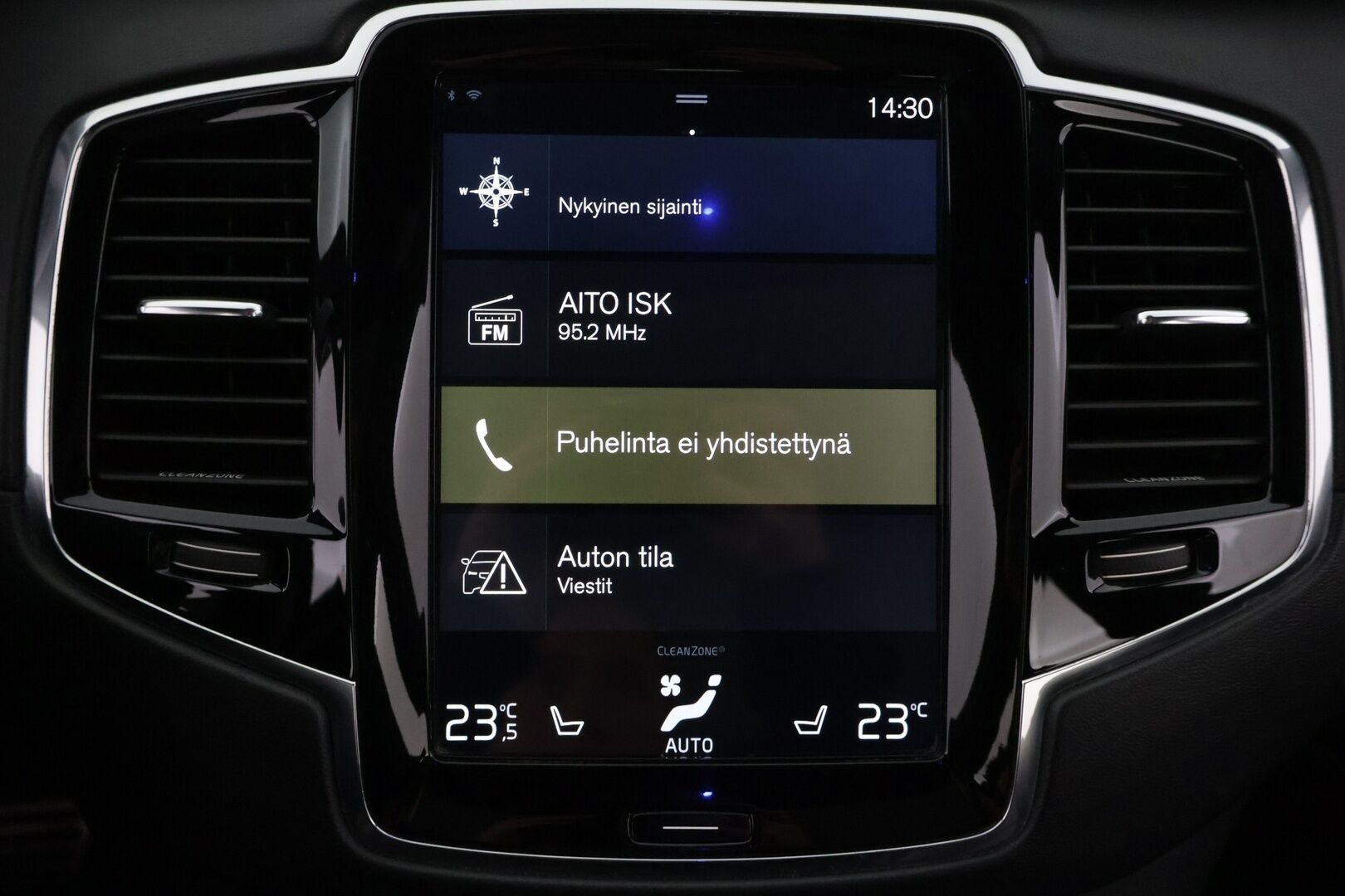Volvo XC90 2016 T8 Twin Engine AWD R-Design aut *Bowers&Wilkins / HUD / 360° / Muistinahat / Panorama / Webasto / Koukku / 7-Paikkainen* - 7-paikkainen / Kattavasti huollettu / Kahdet aluvanteet / Kaikki herkut!