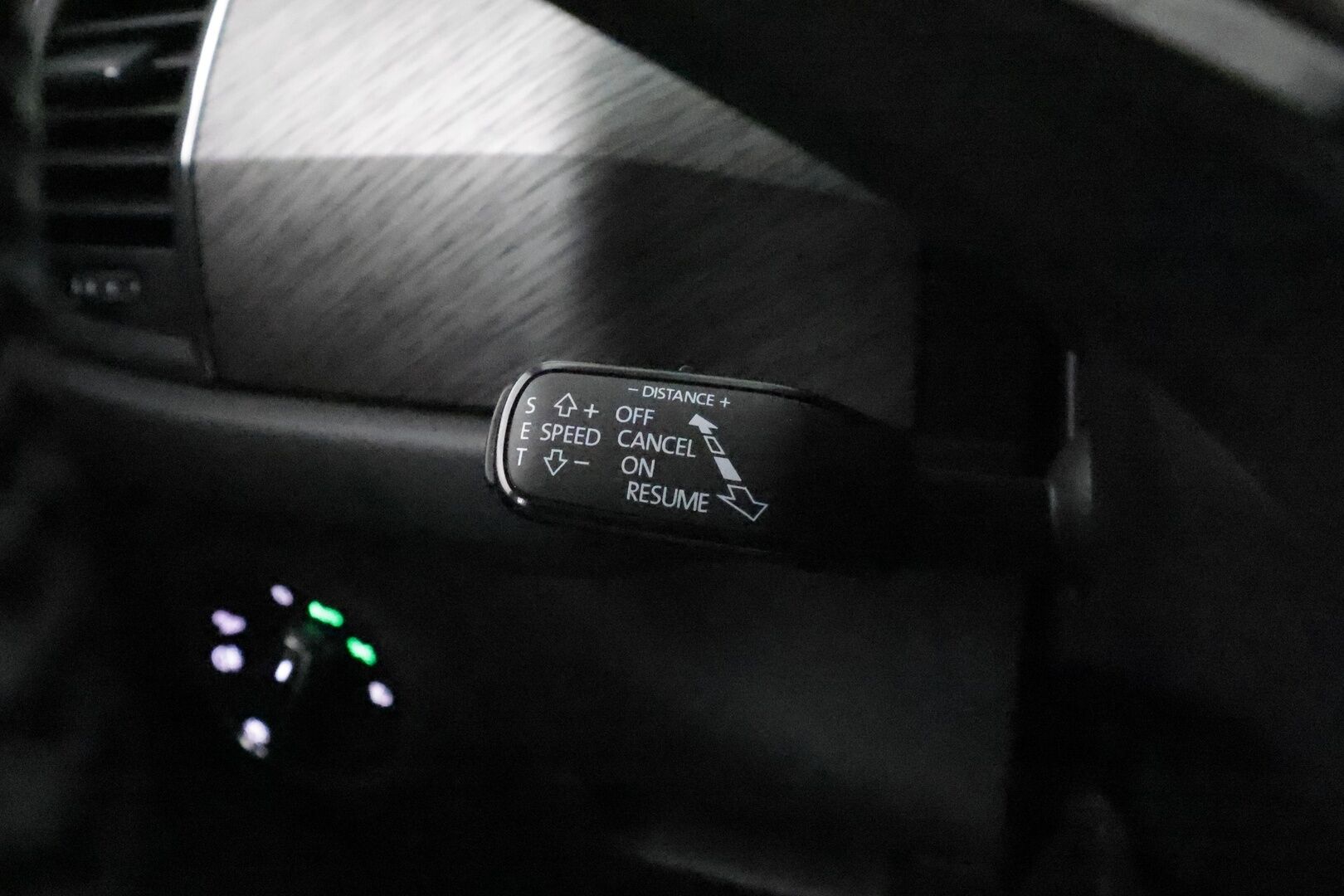 Skoda Kodiaq 2022 1.5 TSI ACT Style DSG Autom. **Webasto / Adapt.vakkari / Koukku / P.kamera / Muistipenkit / Puolinahat / Matrix LED** - 1.om Suomi-auto / Merkkihuollettu / Kahdet renkaat aluvanteilla / Tuulilasin lämmitin / Ratinlämmitin / Penkinlämmittimet takana / Digimittaristo