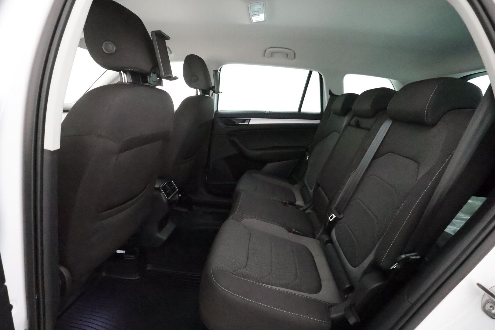 Skoda Kodiaq 2022 1.5 TSI ACT Ambition DSG Autom. - 1Om Suomiauto / Webasto / Adapt.Vakkari / Koukku / Facelift / Ratinlämmitys / KeylessGo / Adapt.LED / Huippuvarusteet!