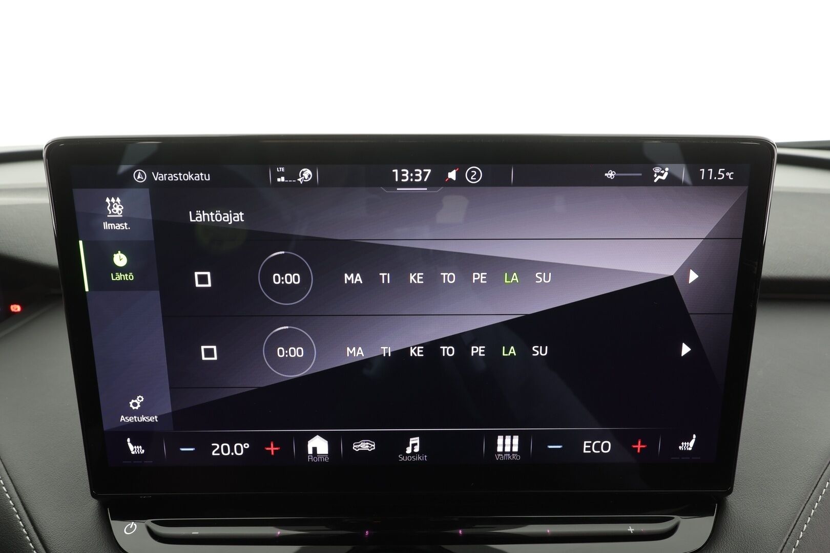 Skoda Enyaq 2022 80x 4x4 SportLine iV * ACC / ILP / Koukku / Skoda Crystal Light Matrix-LED / P.kamera / Keyless / Puolinahat / Apple&Android * - 1.Om Suomi-auto / Koti & Kauppalaturi / Kahdet Renkaat - HULLUT AVAJAISHULINAT KORKOTARJOUS 3,29 %