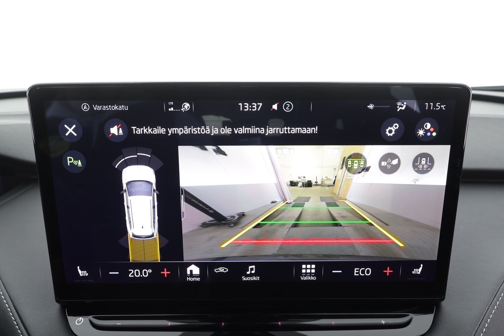 Skoda Enyaq 2022 80x 4x4 SportLine iV * ACC / ILP / Koukku / Skoda Crystal Light Matrix-LED / P.kamera / Keyless / Puolinahat / Apple&Android * - 1.Om Suomi-auto / Koti & Kauppalaturi / Kahdet Renkaat - HULLUT AVAJAISHULINAT KORKOTARJOUS 3,29 %