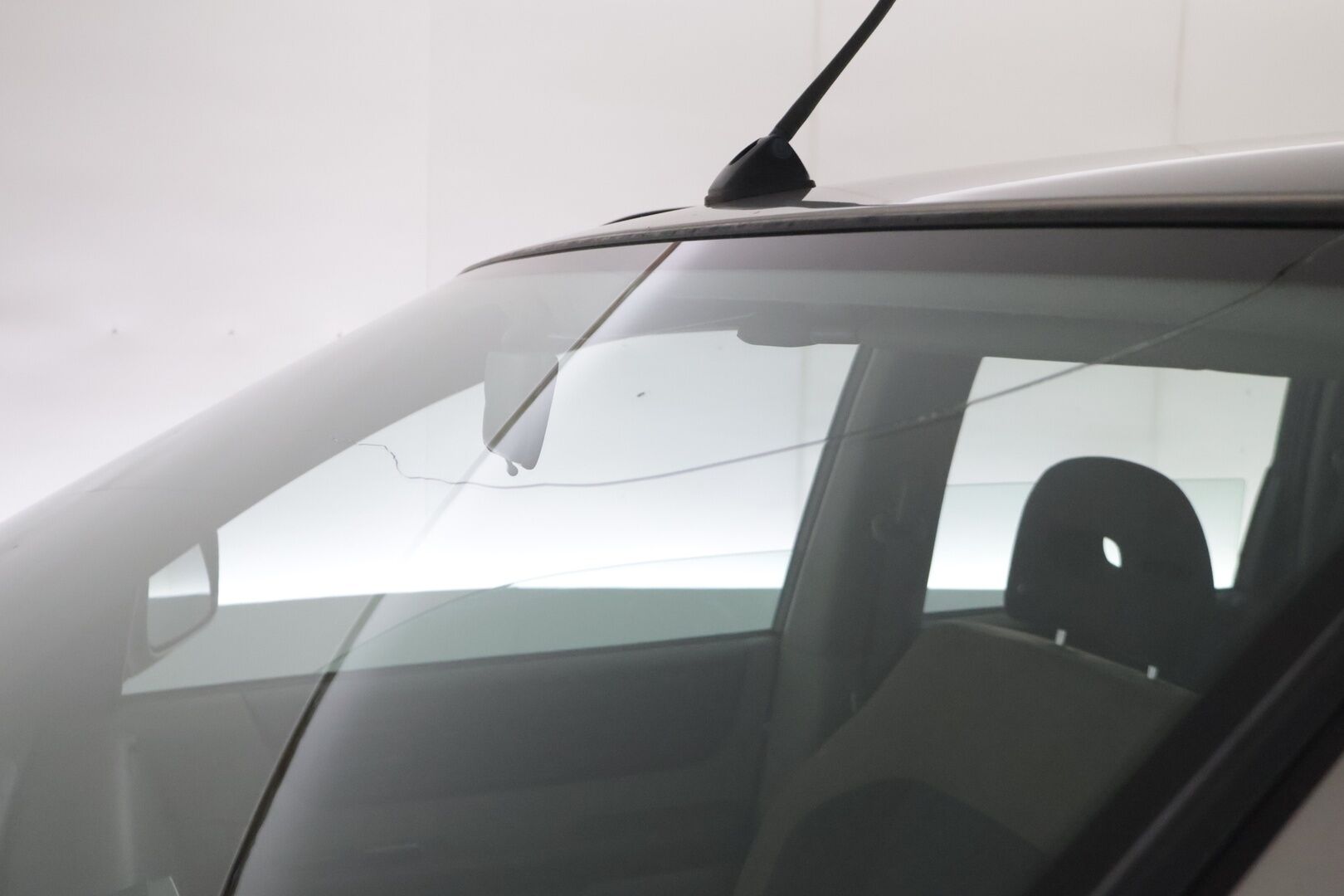 Nissan X-TRAIL 2005 5D X-TRAIL STW 2.0 TANT30-4X4/263 - *YritysOutlet - Myydään vain yrityksille* / Vetokoukku / Kahdet renkaat!