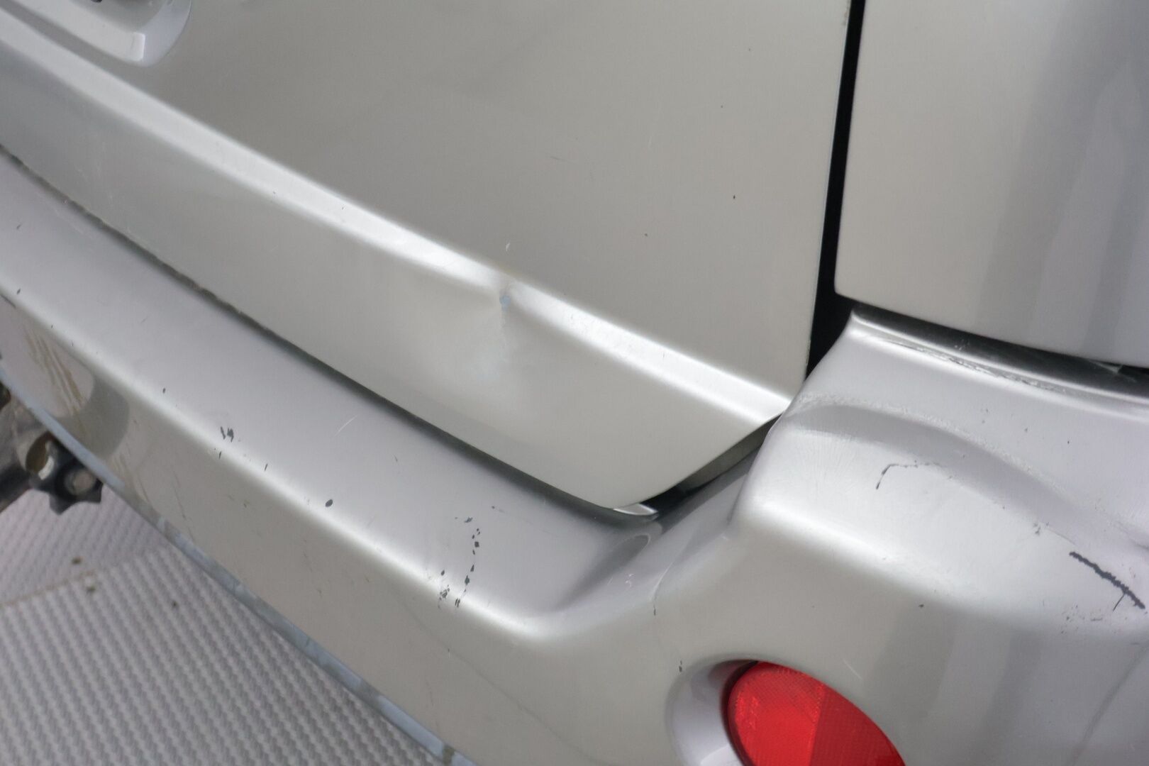 Nissan X-TRAIL 2005 5D X-TRAIL STW 2.0 TANT30-4X4/263 - *YritysOutlet - Myydään vain yrityksille* / Vetokoukku / Kahdet renkaat!