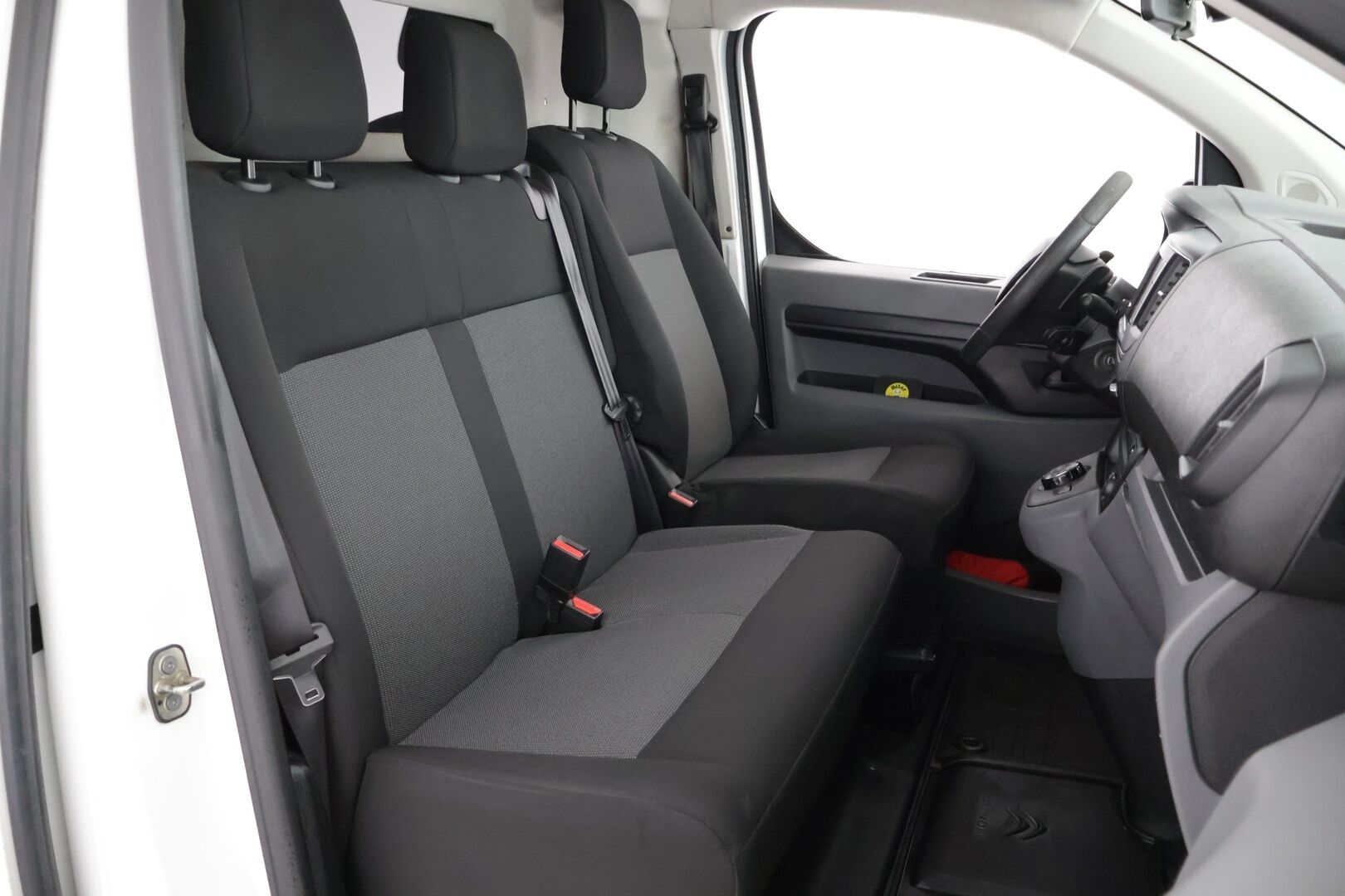 Citroen JUMPY 2018 Umpikorinen (BB) 5ov 1997cm3 A - Webasto | Vakkari | Koukku | Tutkat | Aut. Ilmastointi | 2x Renkaat | Pitkä leima