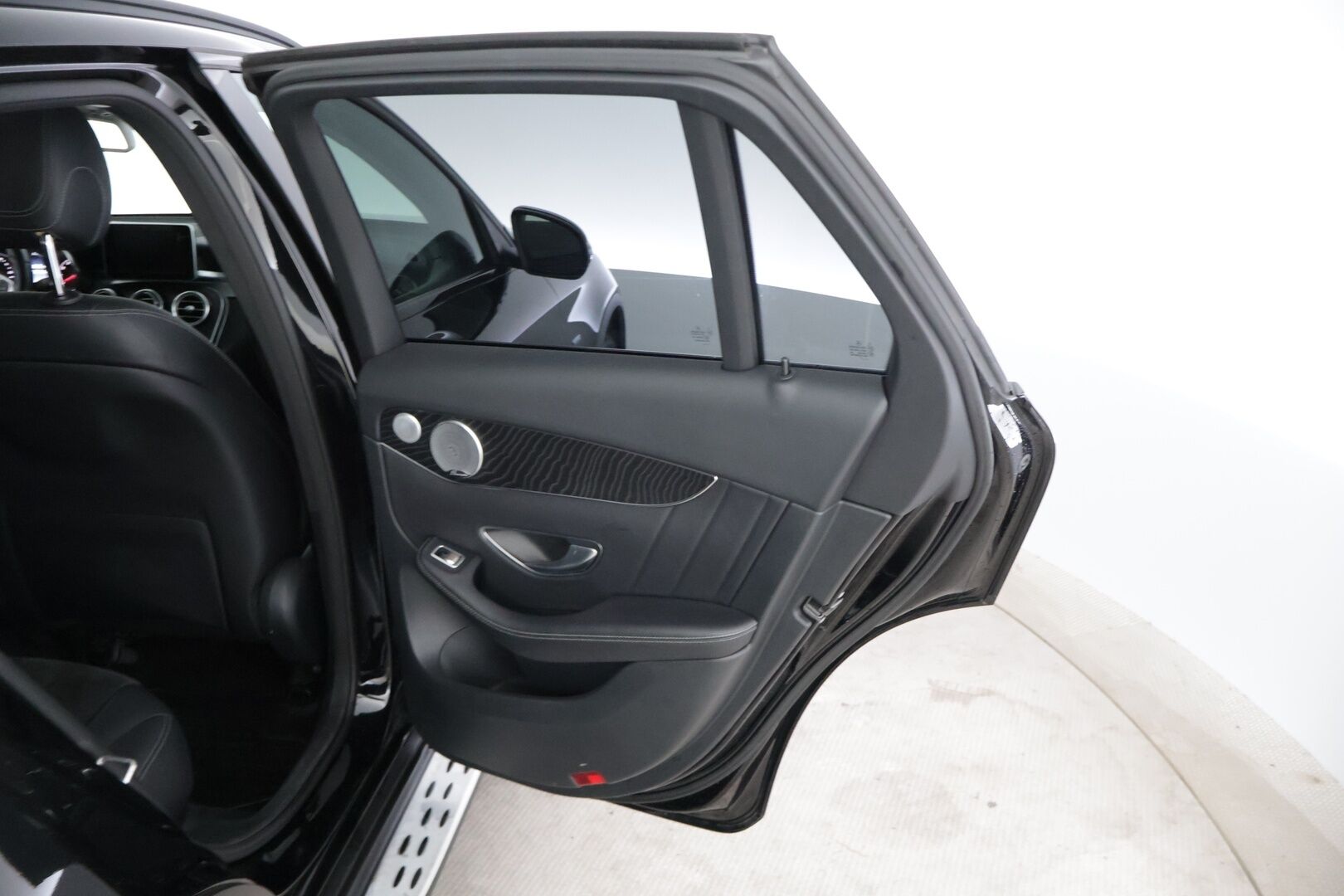 Mercedes-Benz GLC 2017 GLC 350 e 4MATIC Farmari (AC) 5ov 1991cm3 A - * Myydään Huutokaupat.com *