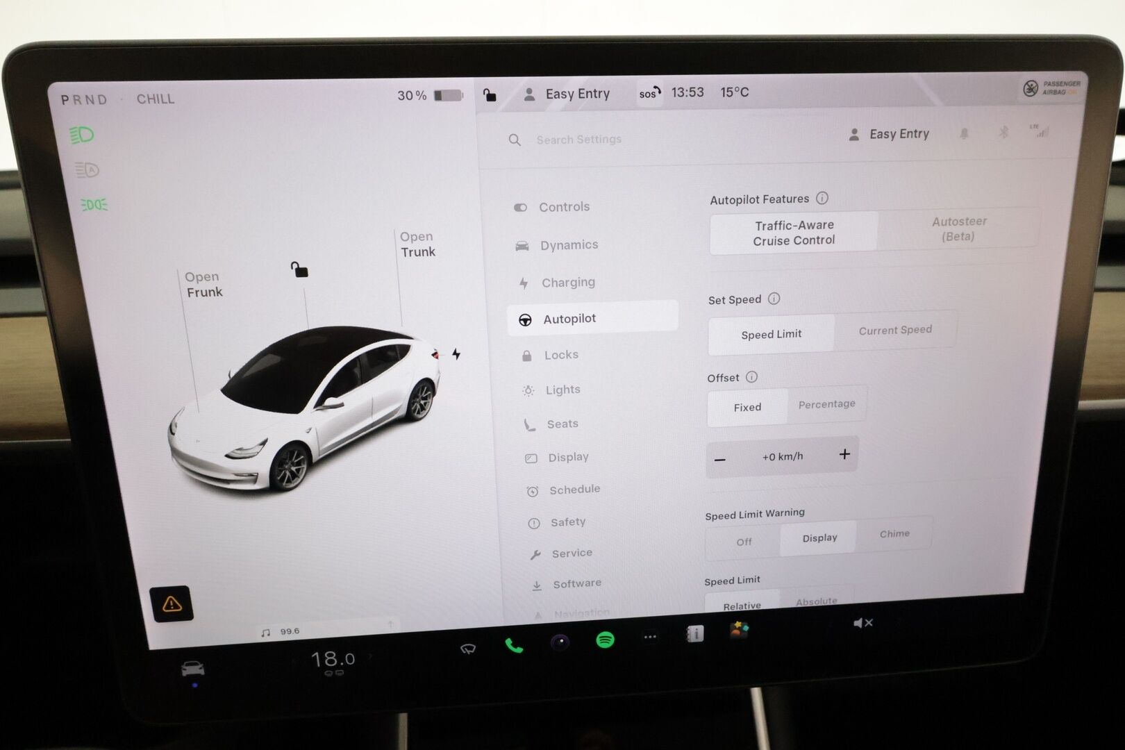 Tesla Model 3 2020 Standard Range Plus **Lasikatto / Adapt.Vakkari / LED-valot / P.Kamera / Muistipenkki / Navi / Kaistavahti** - Suomi-auto / Kahdet Renkaat