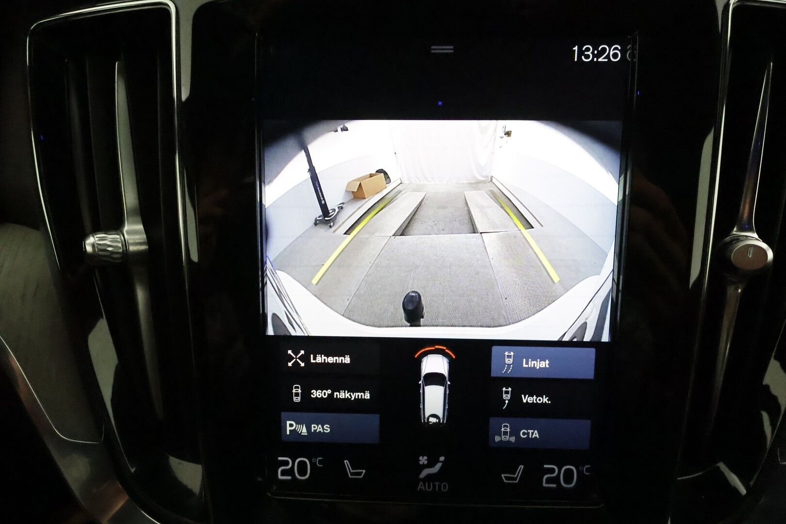 Volvo V60 2020 D4 AWD Business Inscription aut **HUD / Adapt.vakkari / Muistipenkki / Koukku / Full LED / Webasto** - Suomi-auto / Kahdet renkaat aluvanteilla / Ruskeat nahat / 360.kamera / BLIS / Digimittaristo / Navi / Penkinlämmittimet takana 