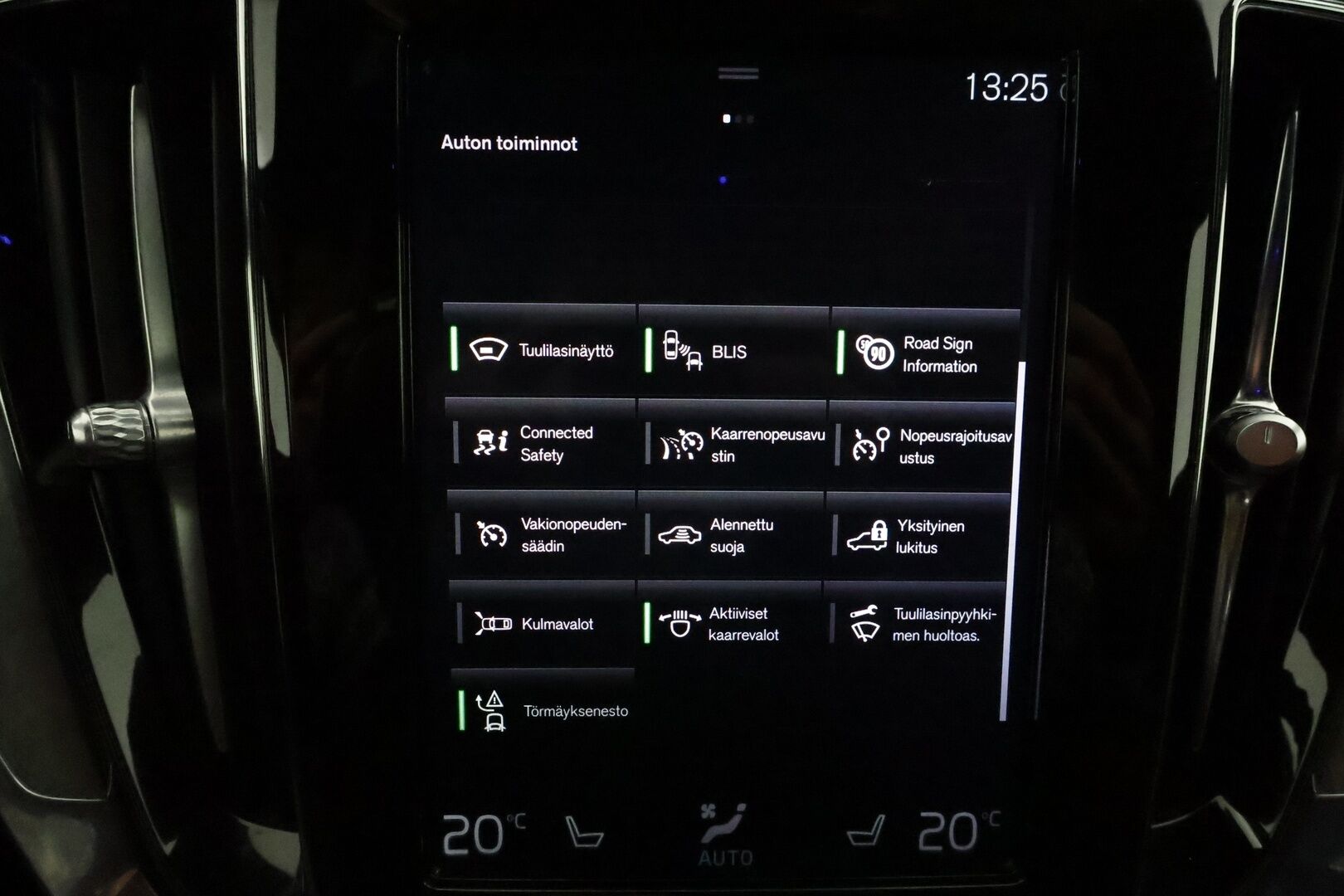 Volvo V60 2020 D4 AWD Business Inscription aut **HUD / Adapt.vakkari / Muistipenkki / Koukku / Full LED / Webasto** - Suomi-auto / Kahdet renkaat aluvanteilla / Ruskeat nahat / 360.kamera / BLIS / Digimittaristo / Navi / Penkinlämmittimet takana 