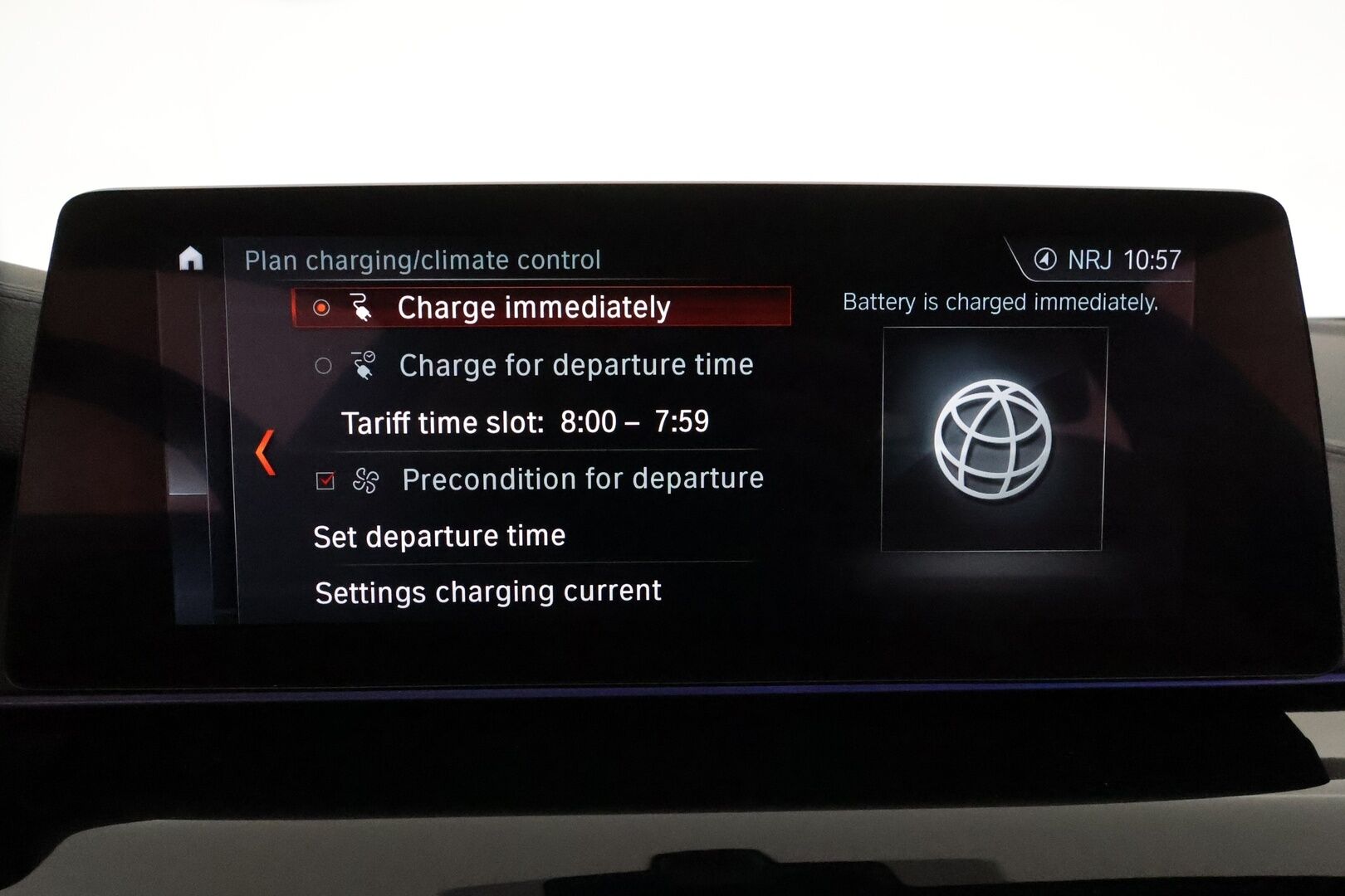 BMW 530 2017 G30 Sedan 530e A iPerformance M-Sport **Adapt.vakkari / Bowers&Wilkins / HUD / Muistipenkit hieronnalla / 360°** - Lasikattoluukku / Ilmastoidut etuistuimet / Display Key / Digimittaristo / Ratinlämmitin / Adaptiivinen alusta / Adapt.LED / Comfort Access 