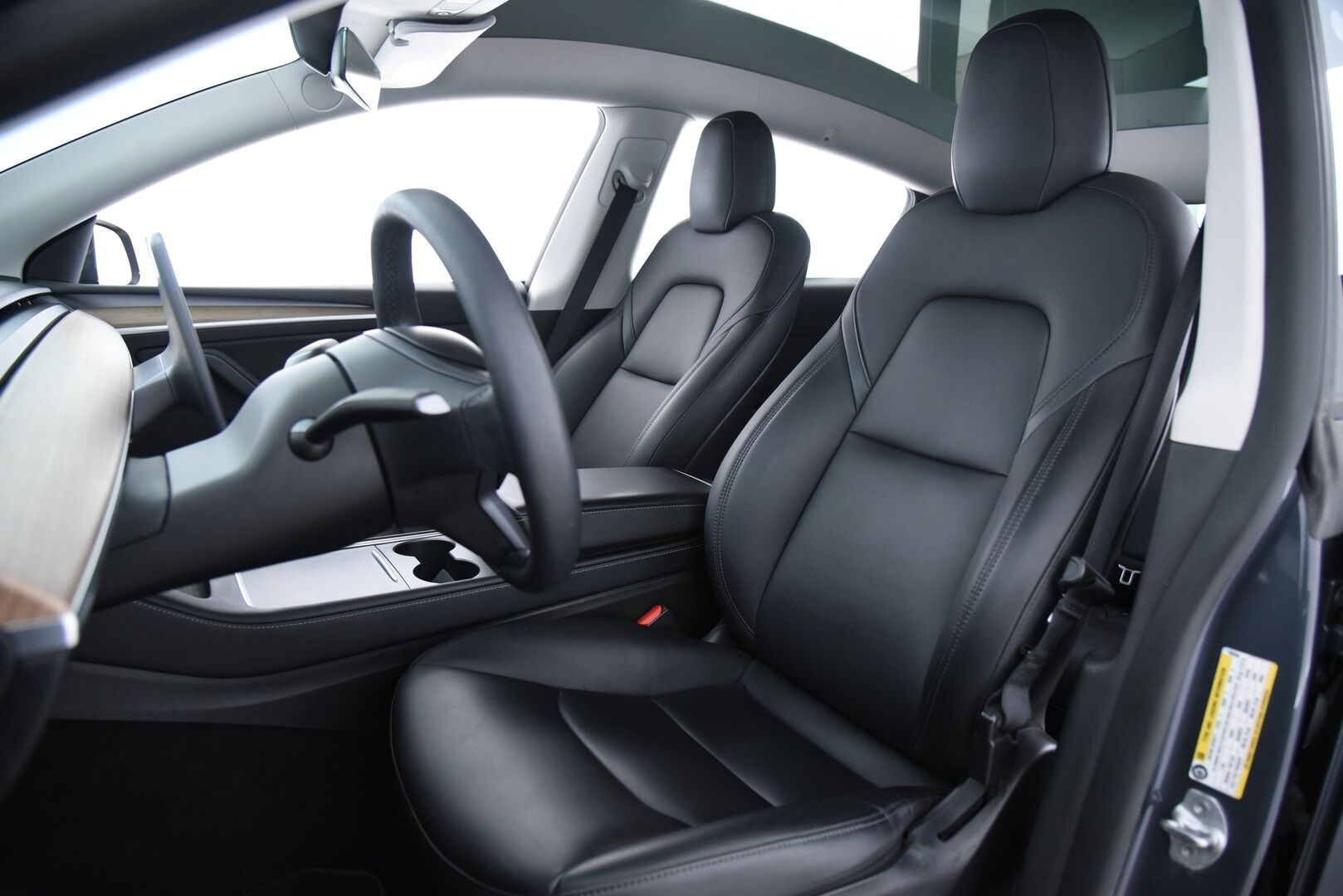 Tesla Model Y 2021 Long Range AWD / Matrix-LED / Lämpöpumppu / Adapt. vak / Lasikatto / Autopilot - Akkutesti tehty! / 2x Renkaat Aluvanteilla / Premium Audio / Nahat