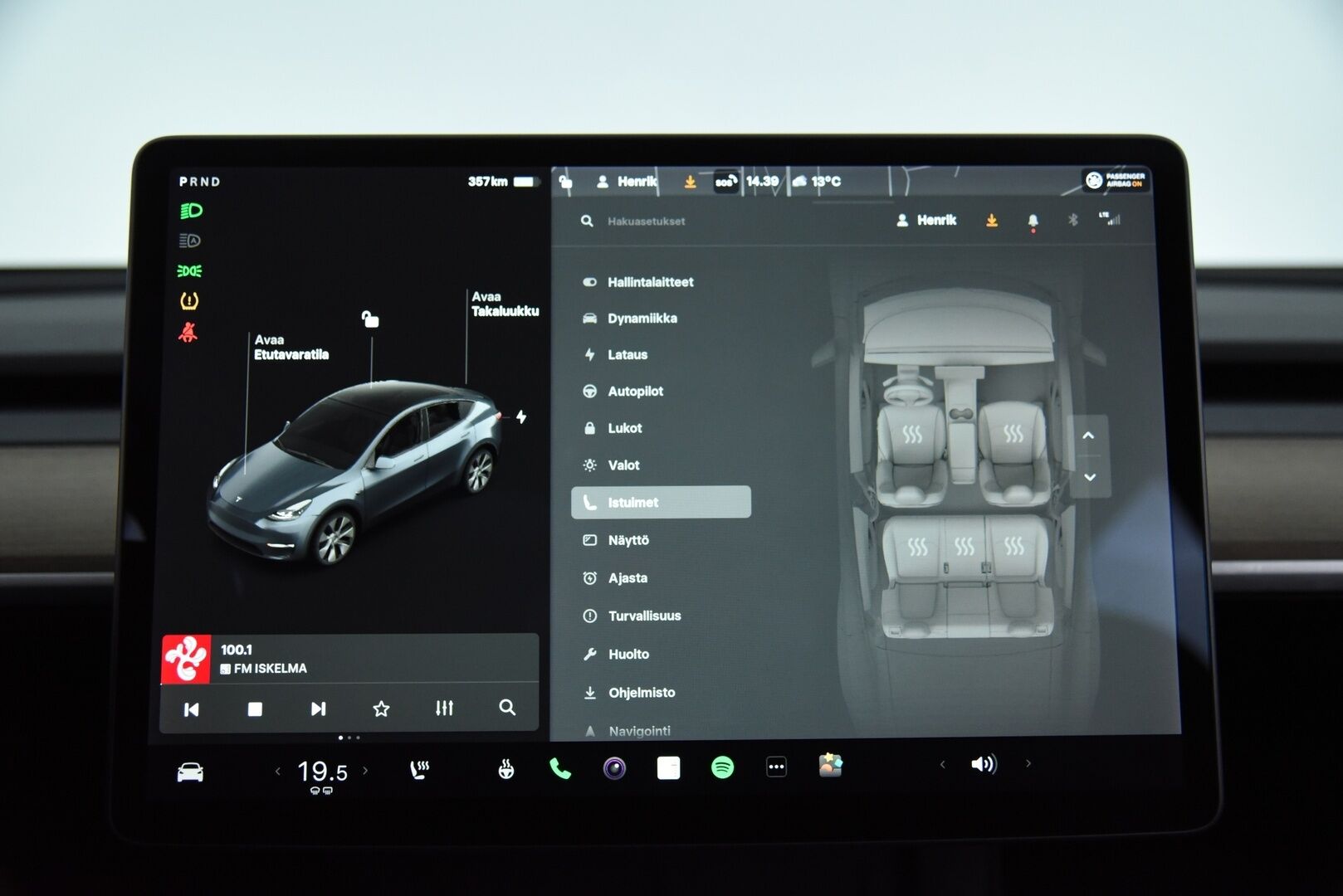 Tesla Model Y 2021 Long Range AWD / Matrix-LED / Lämpöpumppu / Adapt. vak / Lasikatto / Autopilot - Akkutesti tehty! / 2x Renkaat Aluvanteilla / Premium Audio / Nahat